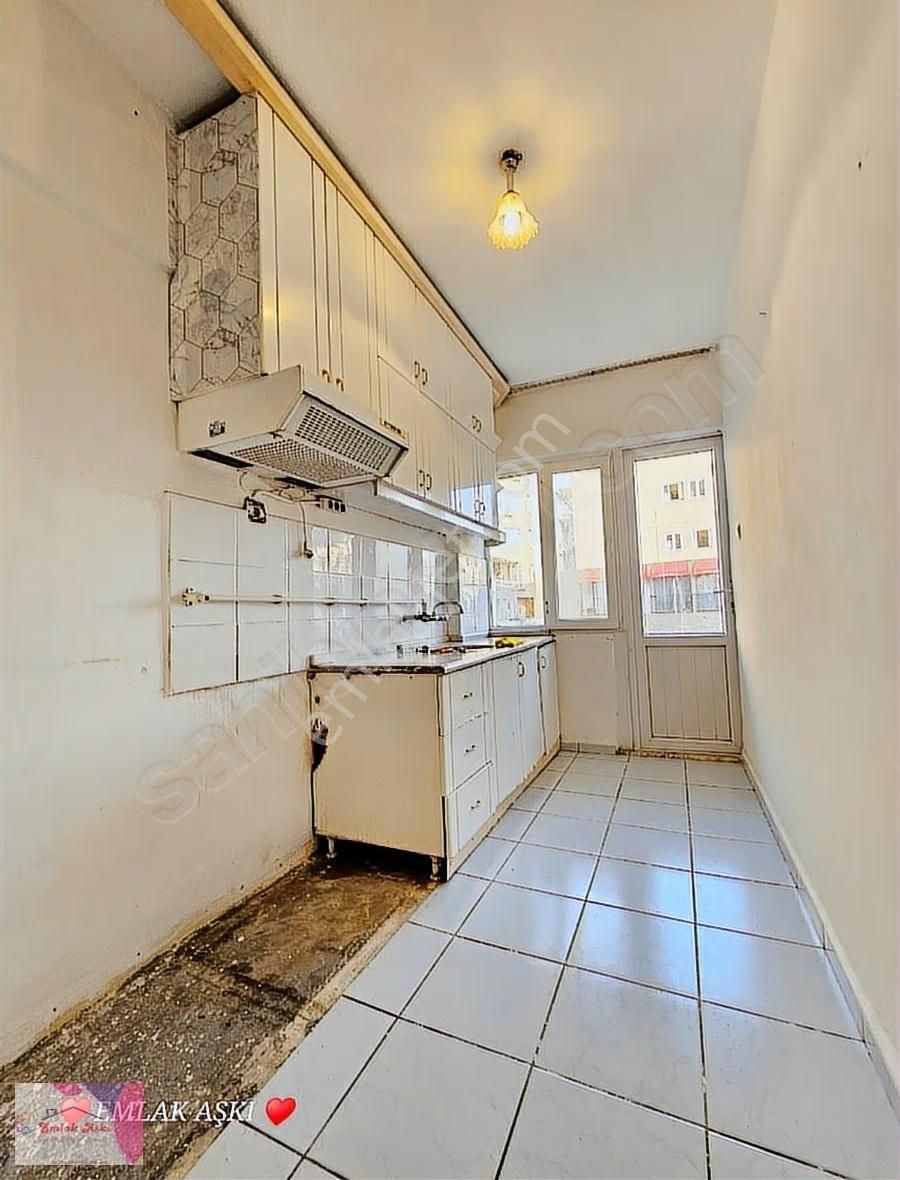 Emlak Aşkı Güvencesiyle Şehrin Merkezinde Acil Satılık - Görsel 7
