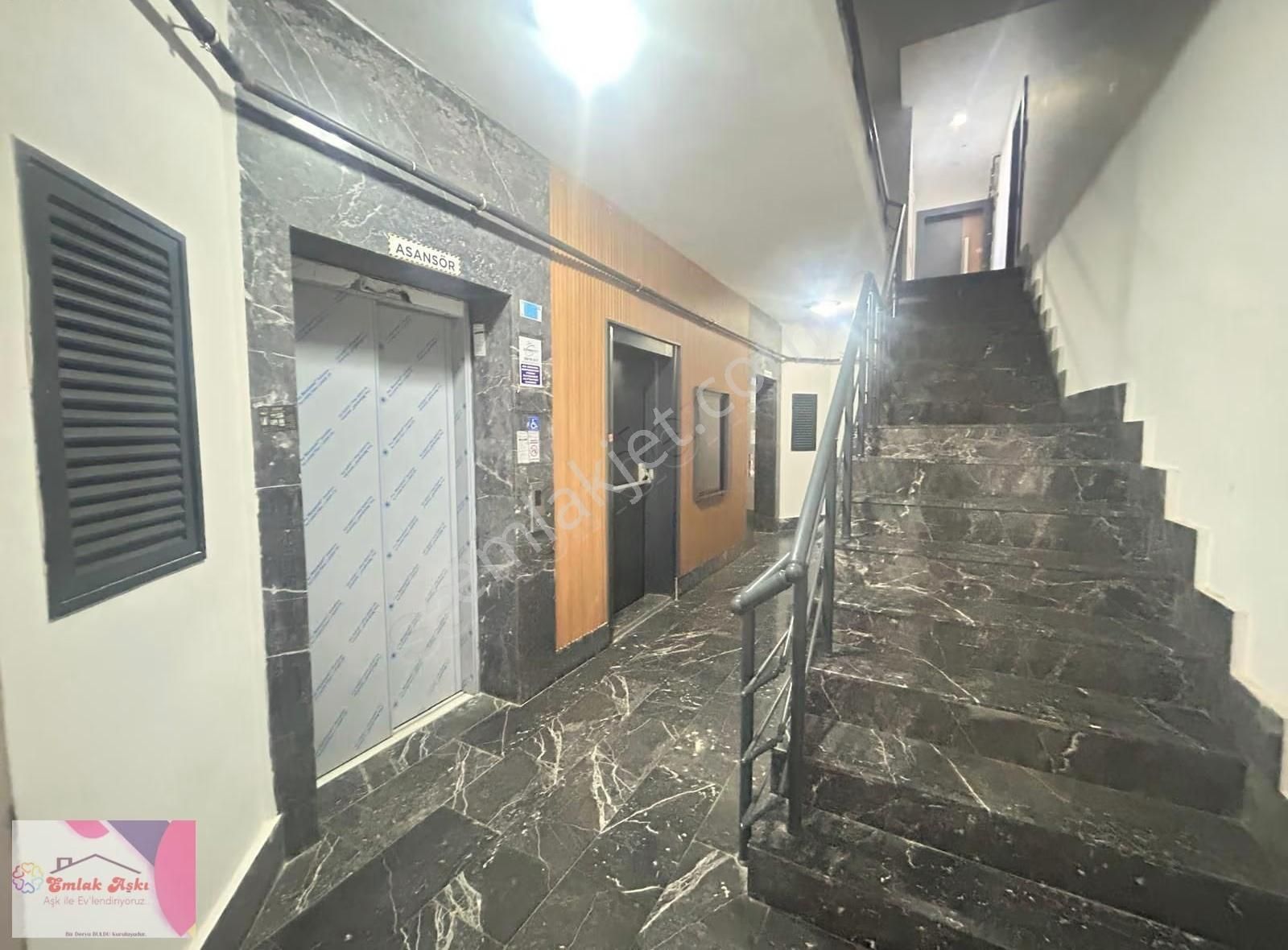 Altıntaş Kardeş Kentler Caddesinde Kiralik 1+1 - Görsel 23