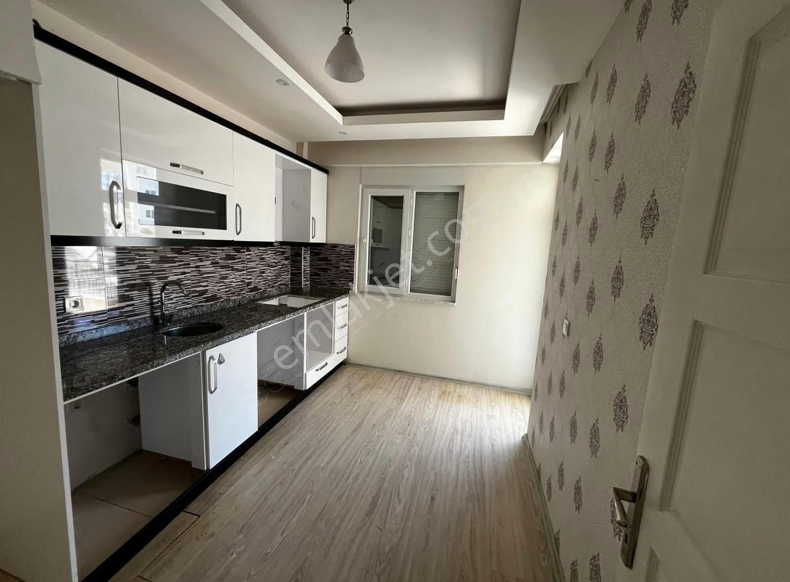 Öz Yıldız Emlaktan Sarılar Mahallesinde 2+1 Satılık Daire