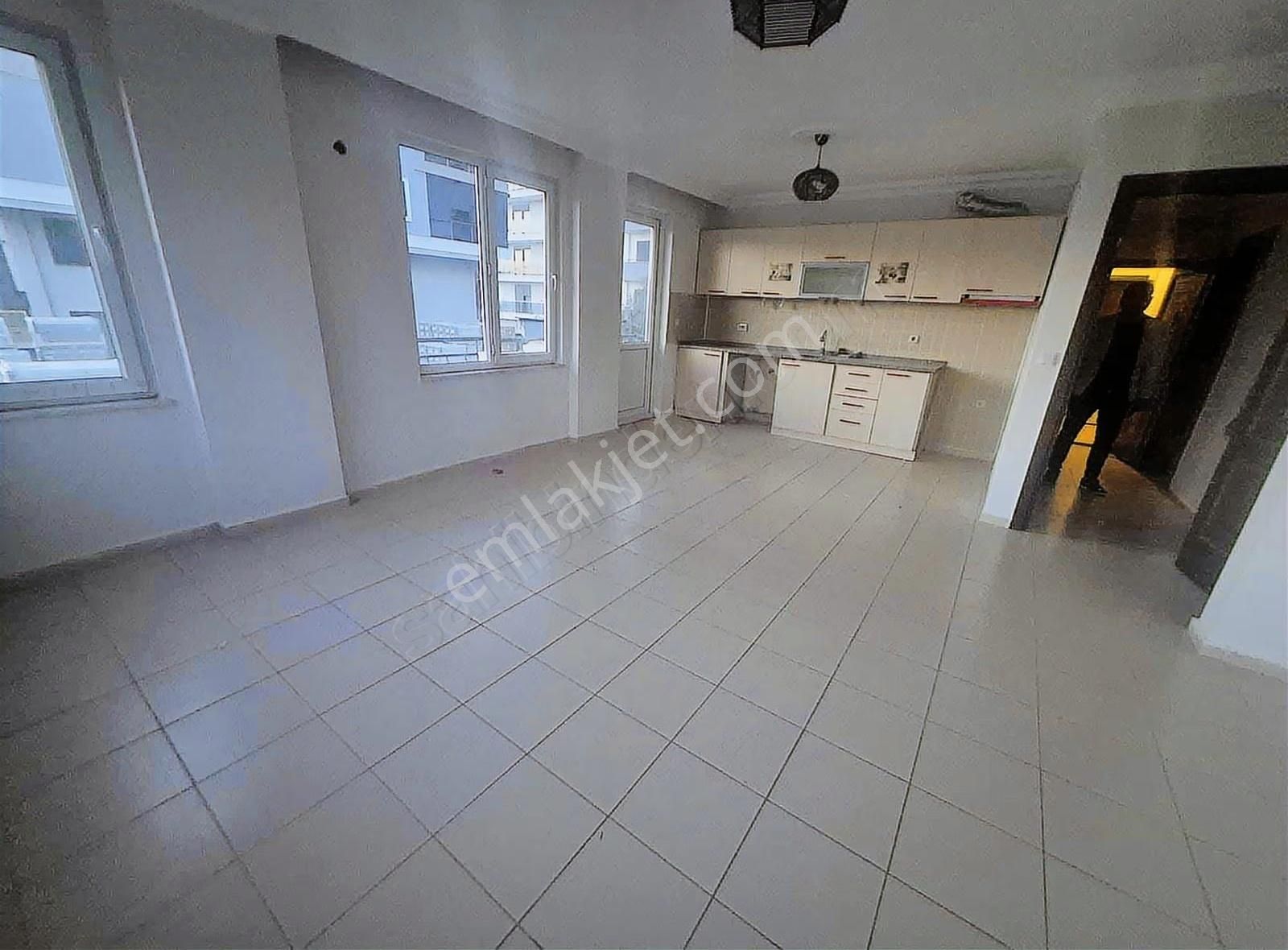 Öz Yıldız Emlaktan Bahçelievlerde Kiralık 2+1 Daire - Görsel 18