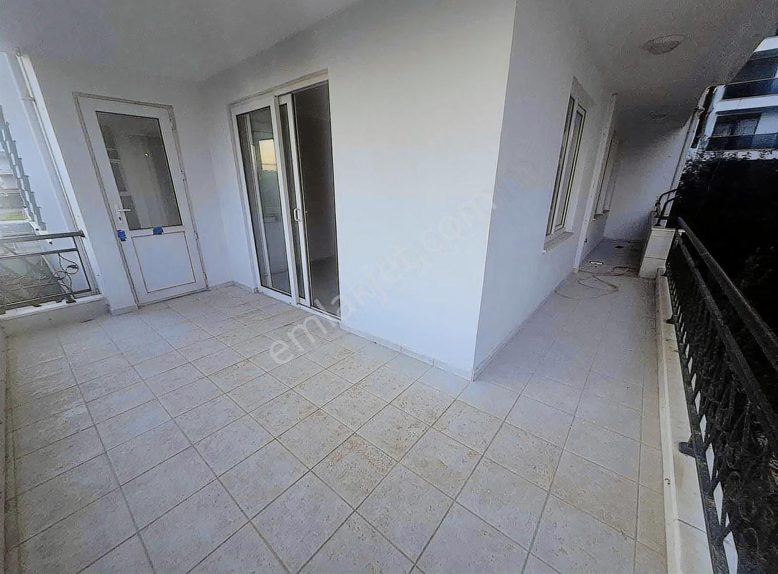 Öz Yıldız Emlaktan Bahçelievlerde Kiralık 2+1 Daire - Görsel 22