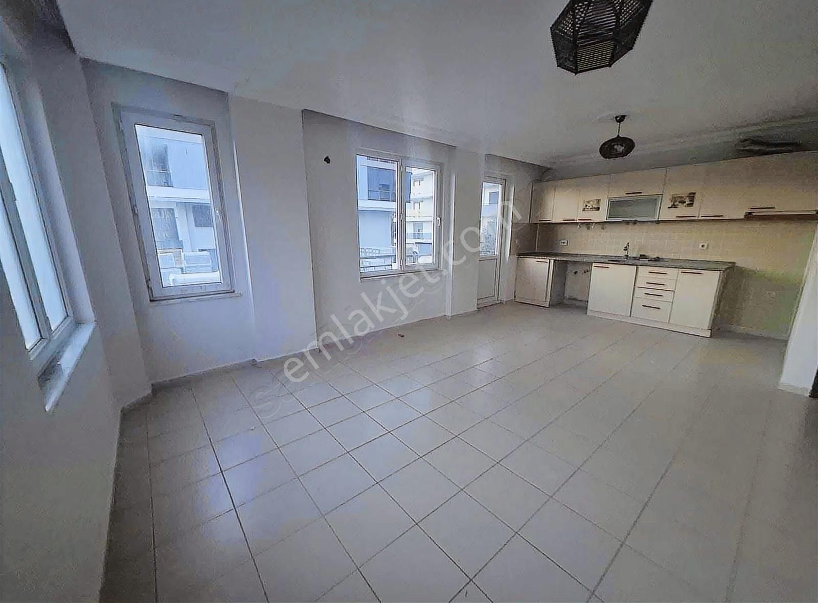 Öz Yıldız Emlaktan Bahçelievlerde Kiralık 2+1 Daire - Görsel 12