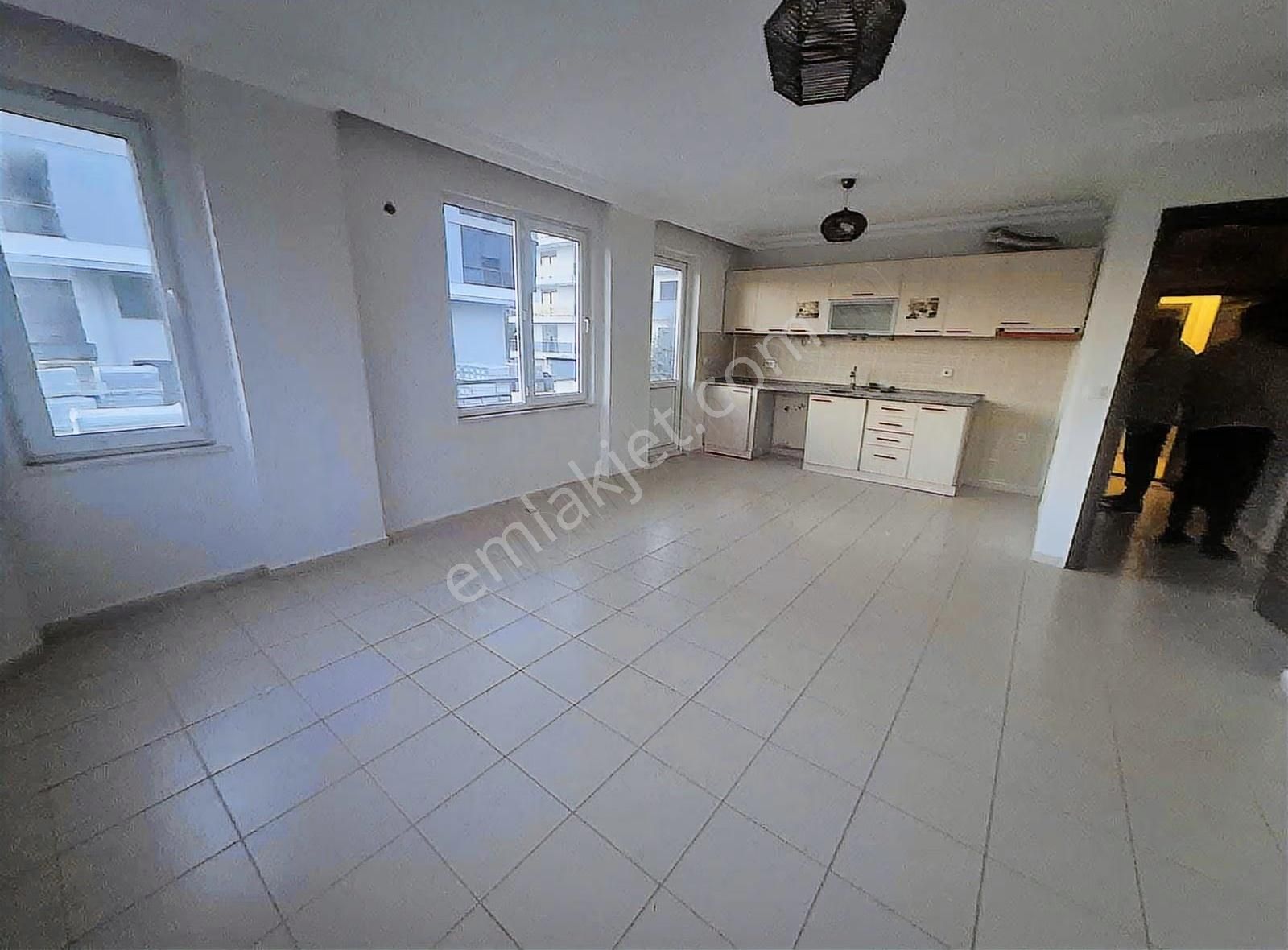 Öz Yıldız Emlaktan Bahçelievlerde Kiralık 2+1 Daire - Görsel 20