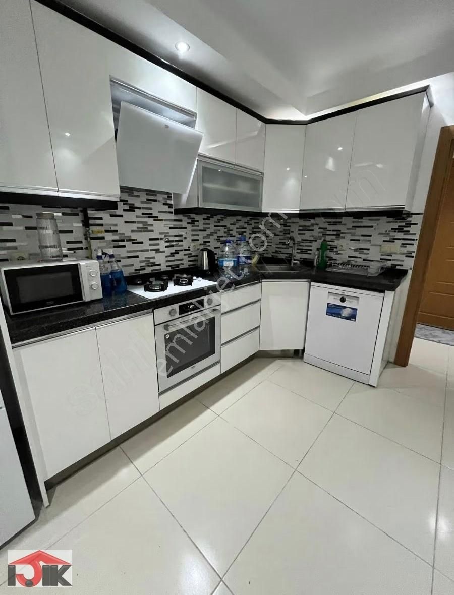 Kavakli Meydanda Kiralık Full Esyali 2+1 Daire - Görsel 11