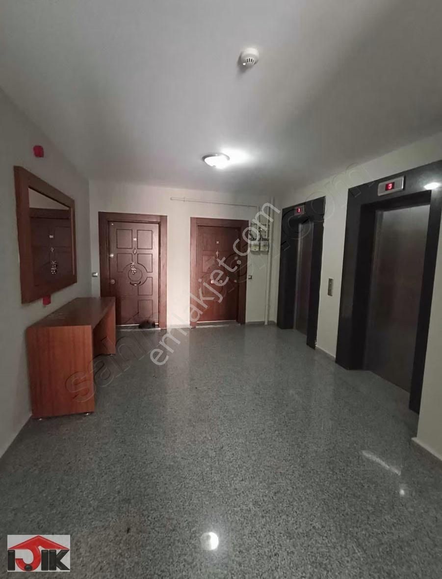 Çınar Evlerinde Kiralık 3+1 Daire, Kat 2 - Görsel 23