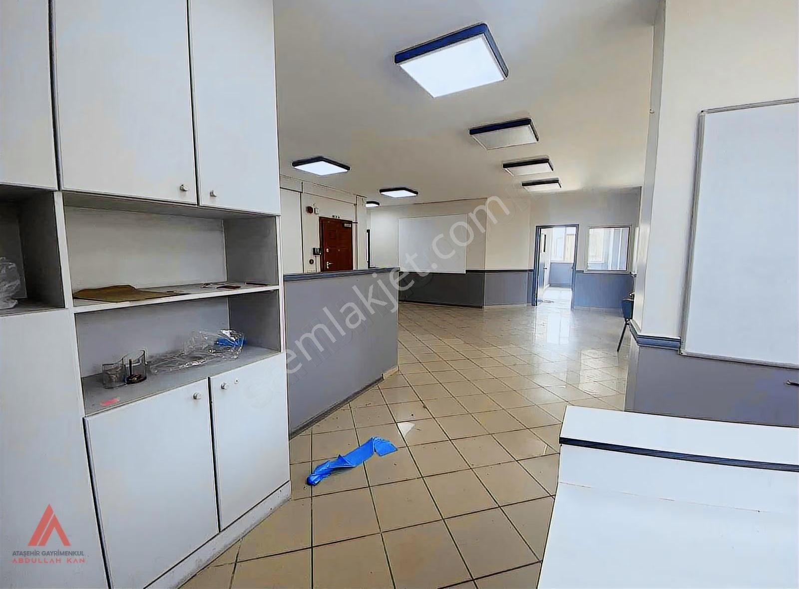 Kozyatağı Metroya Yürüme Mesafesinde Kiralık İş Yeri - Ofis Katı - Görsel 9