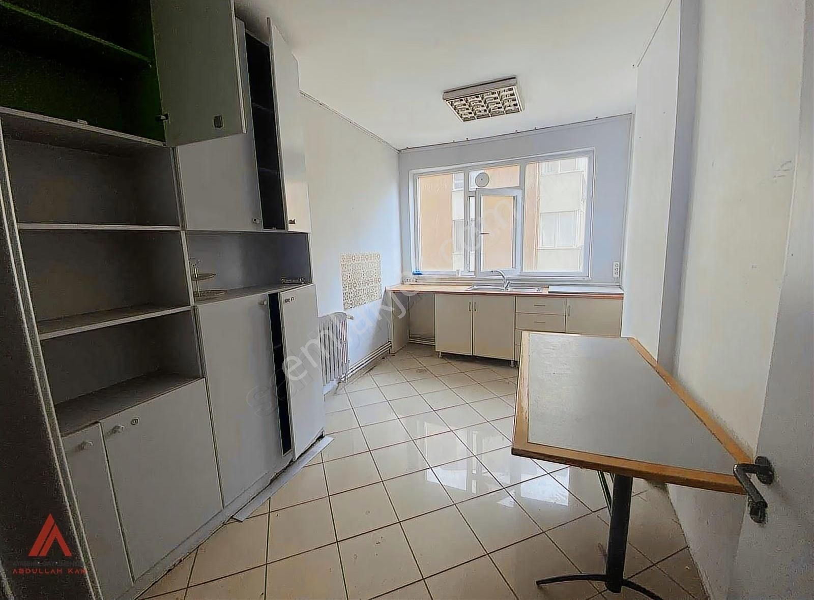 Kozyatağı Metroya Yürüme Mesafesinde Kiralık İş Yeri - Ofis Katı - Görsel 22