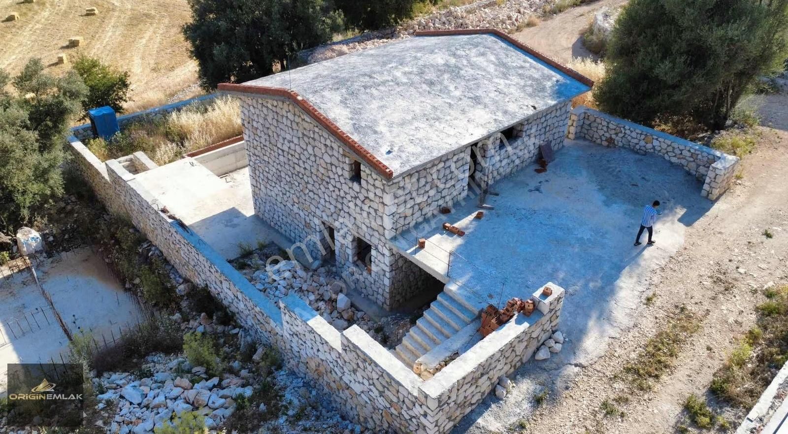 Bezirganda Satılık Natamam Fırsat Villa - Görsel 2