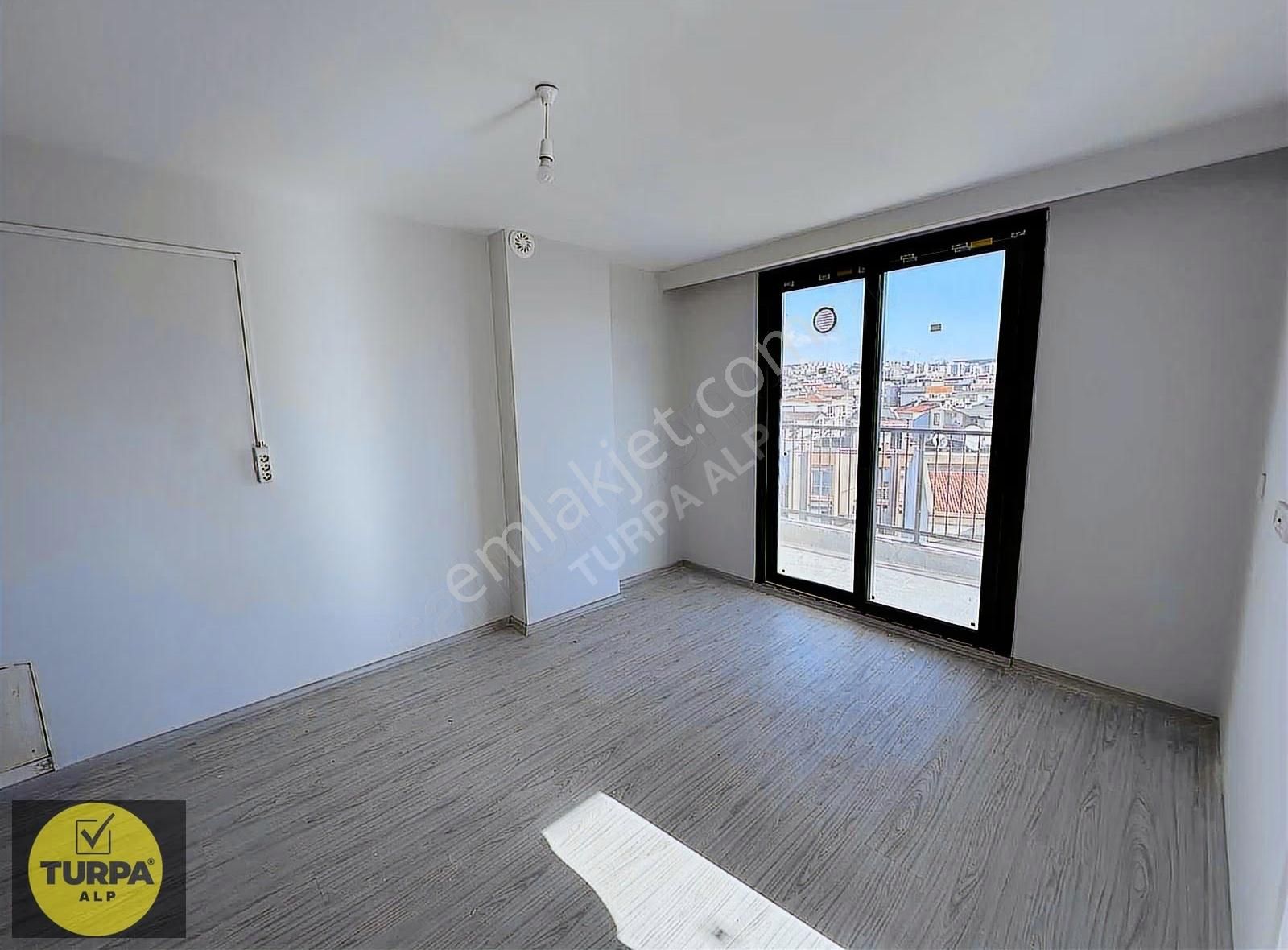 Buca Çamlıkule Mahallesinde Kiralık Sıfır 1+1 Daire - Görsel 4