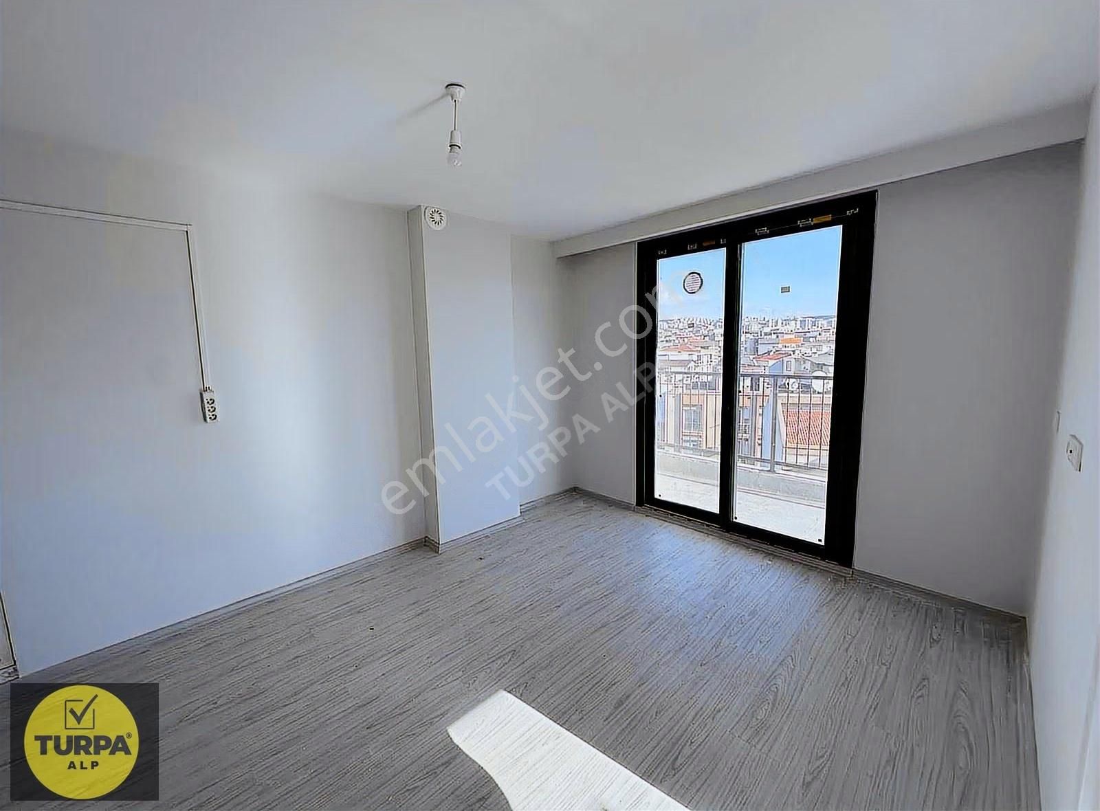 Buca Çamlıkule Mahallesinde Kiralık Sıfır 1+1 Daire - Görsel 23