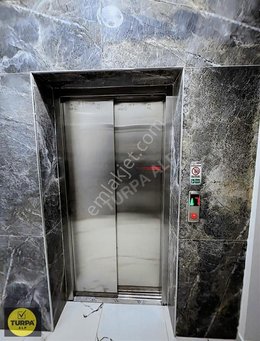 Buca Çamlıkule Mahallesinde Kiralık Sıfır 1+1 Daire - Görsel 8