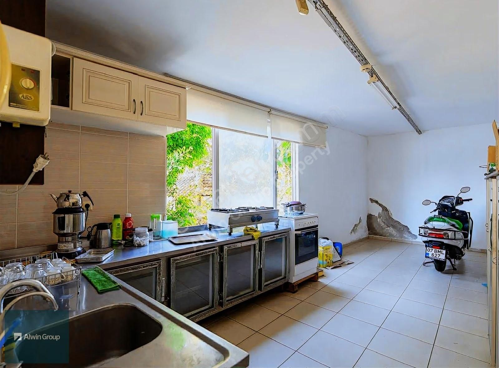 Alanya Merkez'de 1150 M2'lik Satılık Dükkan - Görsel 4