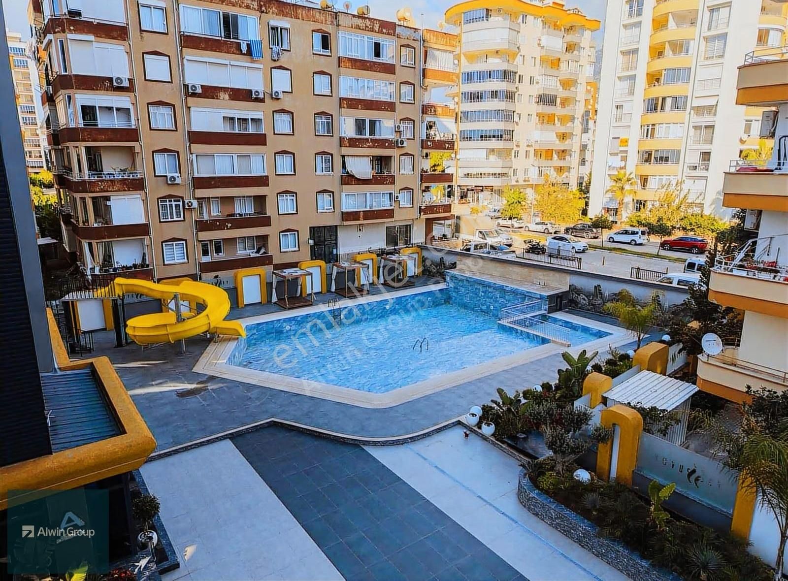 Mahmutlarda Satılık 4+1 Dubleks Daire - Görsel 2