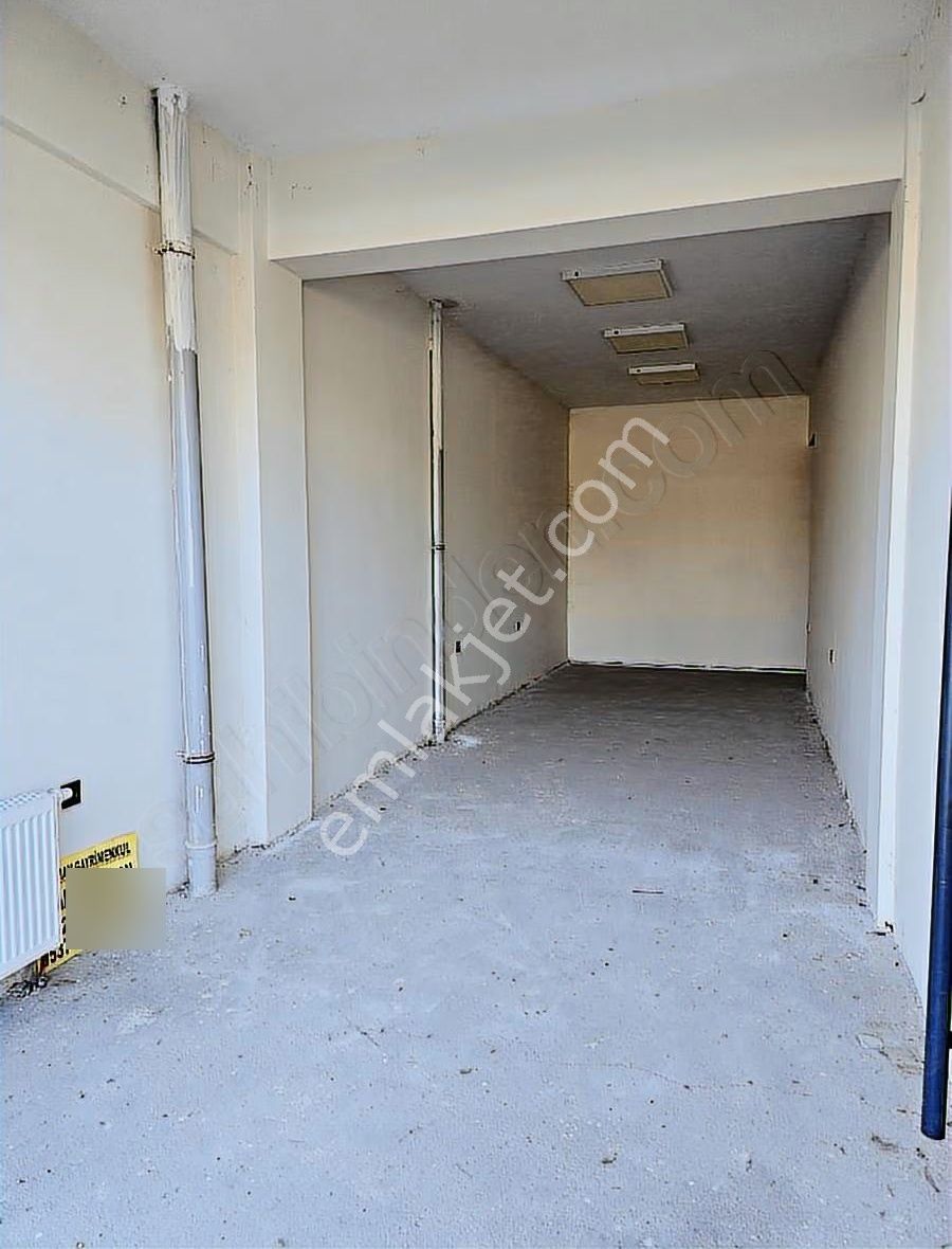 Karaduvar Toki De Satılık Dükkan - Görsel 4