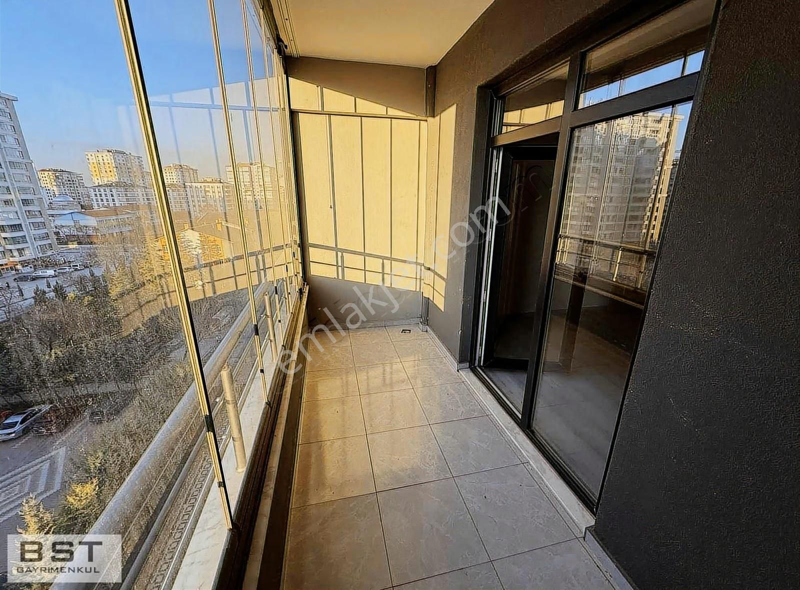 Şefikcan Cd Hacıkaymak Mh Vialand'da Satılık 3+1 Daire - Görsel 30