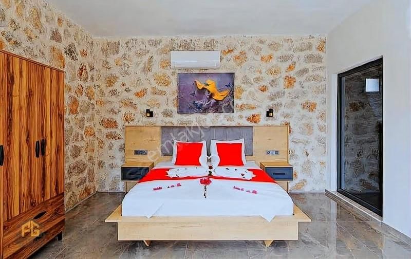 Fethiyede Uzun Dönem Kiralık 2+1 Villa - Görsel 10