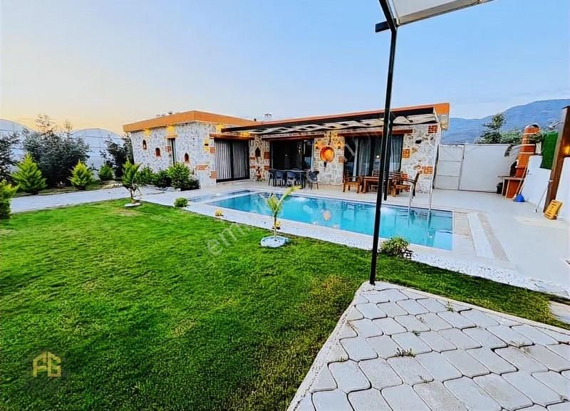 Fethiyede Uzun Dönem Kiralık 2+1 Villa - Görsel 4