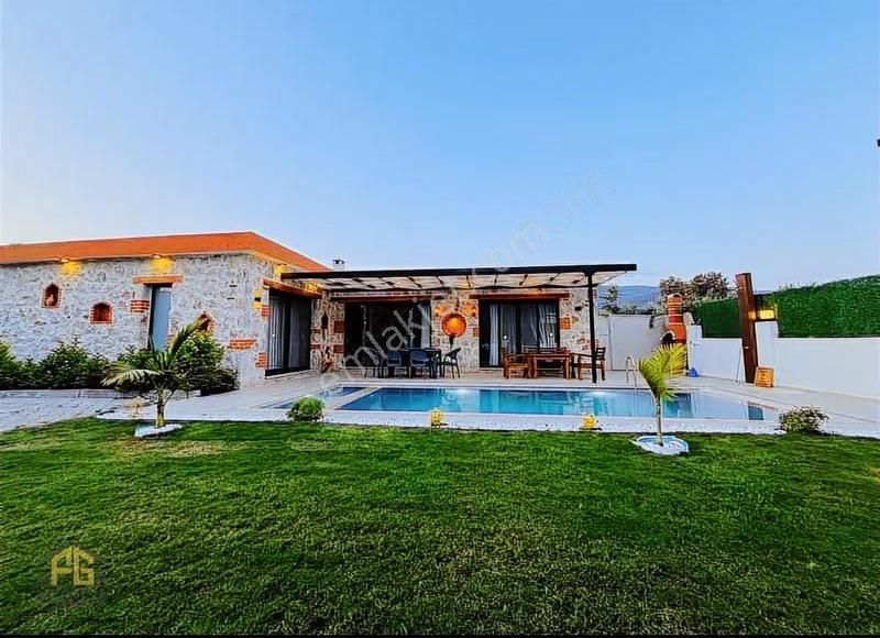 Fethiyede Uzun Dönem Kiralık 2+1 Villa - Görsel 15