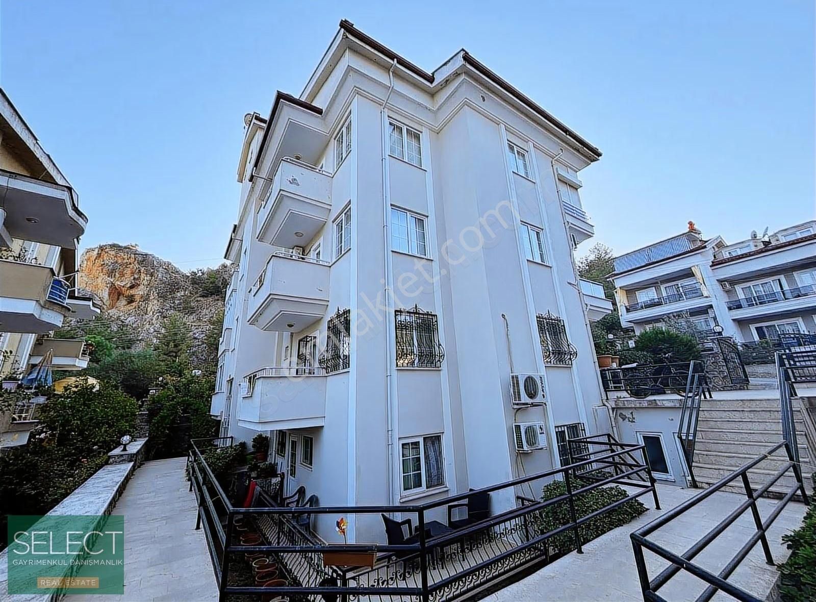 Select Gayriemnkul'den Kiralık Daire