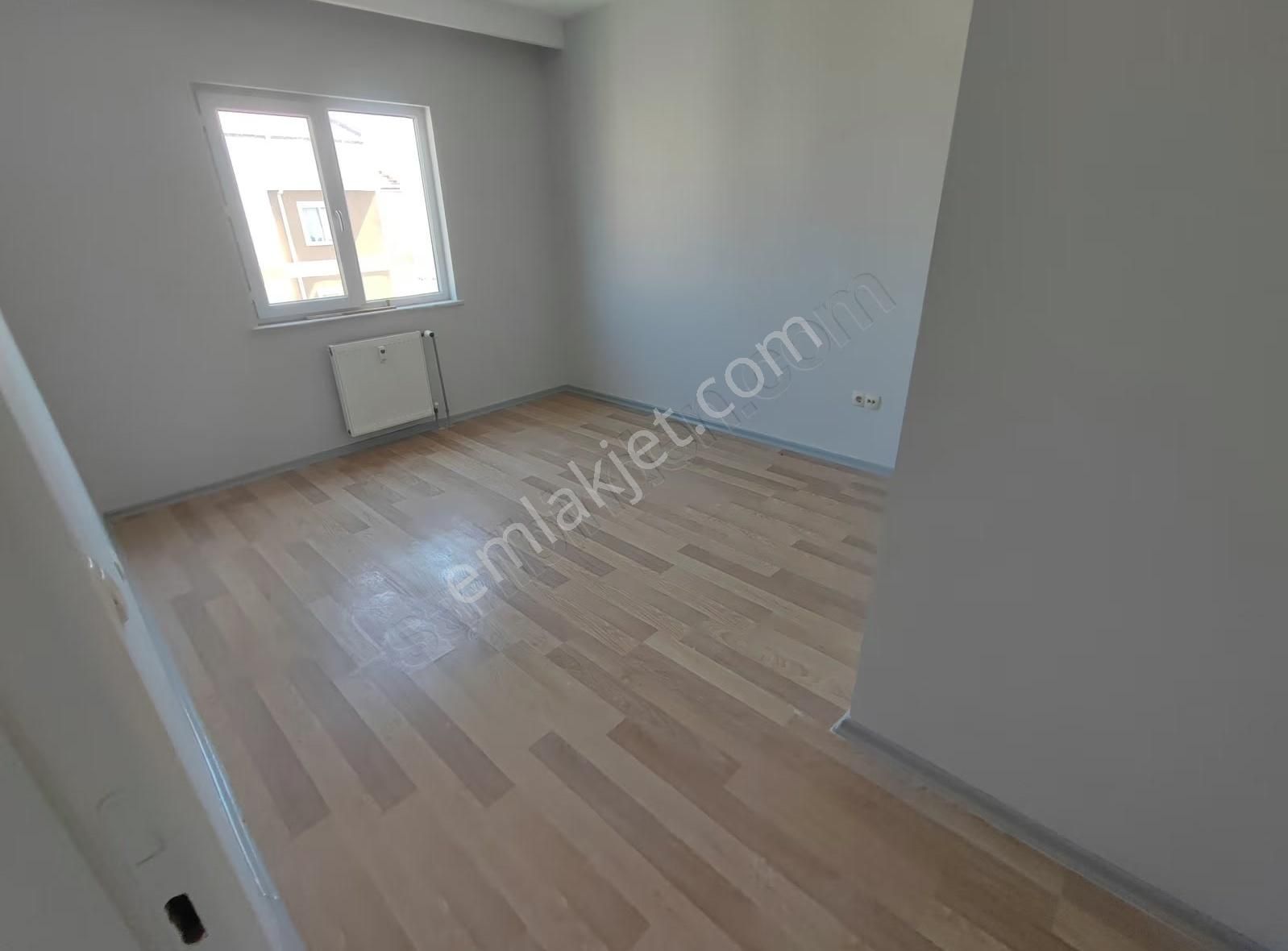 Gürsu Tokide Ferah Temiz Masrafsız Daire -artvin Emlak- - Görsel 5