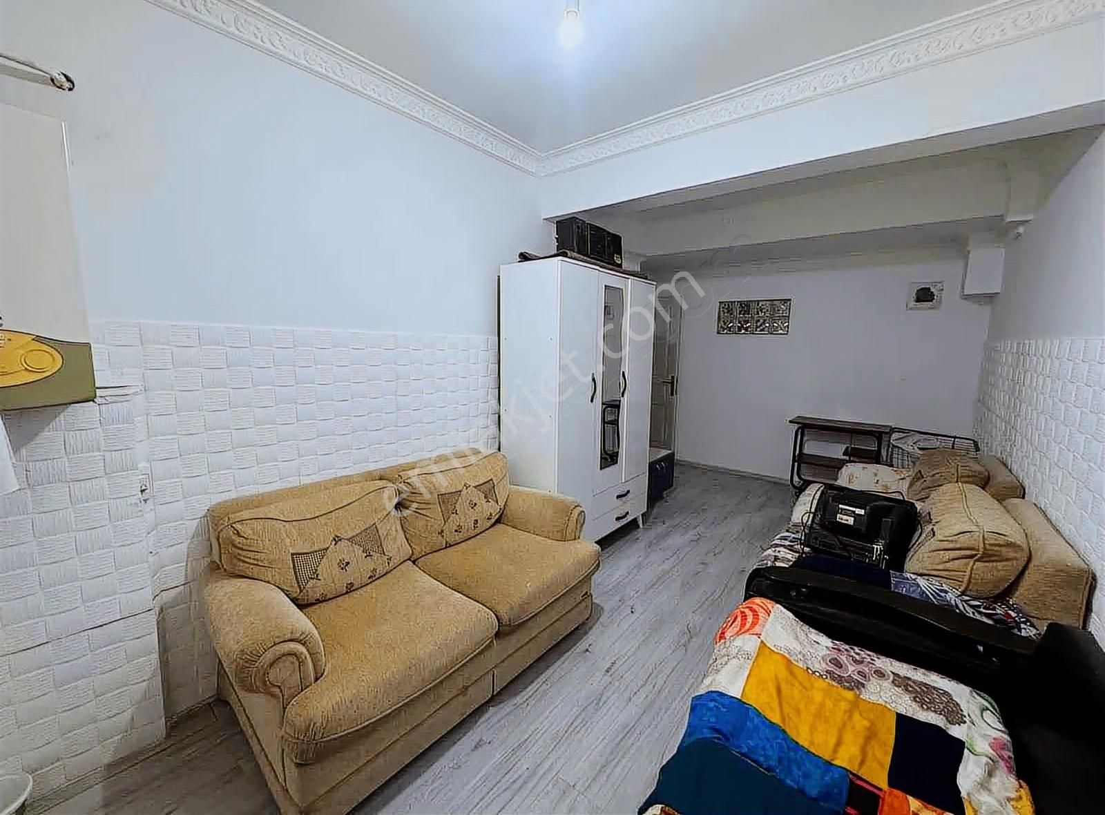 Tema Emlaktan Çarşı Merkezde Eşyalı Satılık 1+1 Daire - Görsel 10