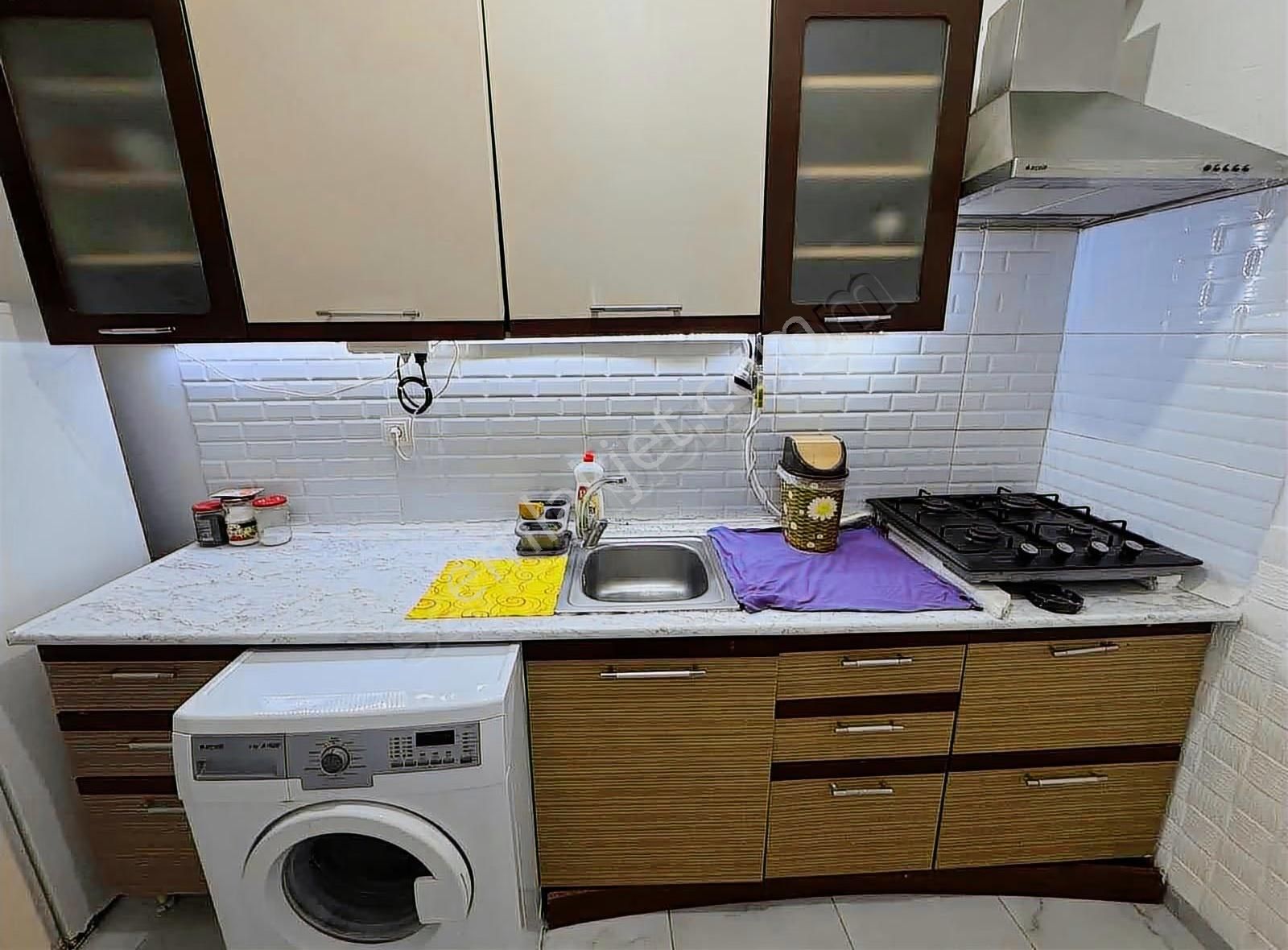 Tema Emlaktan Çarşı Merkezde Eşyalı Satılık 1+1 Daire - Görsel 17