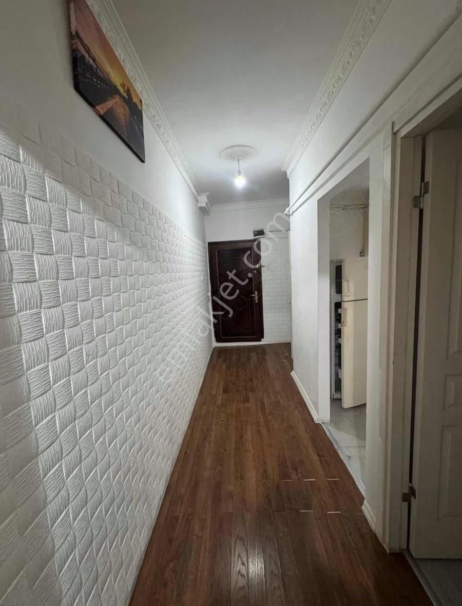 Tema Emlaktan Çarşı Merkezde Eşyalı Satılık 1+1 Daire - Görsel 22