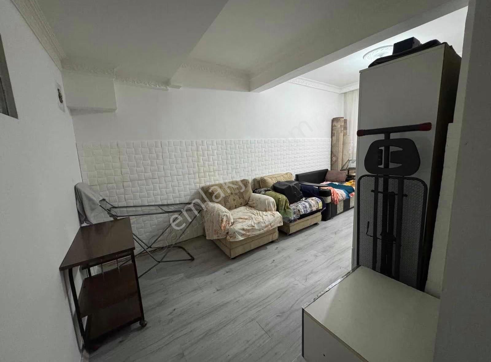 Tema Emlaktan Çarşı Merkezde Eşyalı Satılık 1+1 Daire - Görsel 18