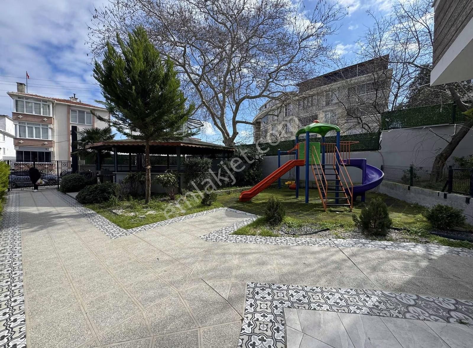 Tema Emlaktan Kumbağ Mah Burcudoğasitesi Eşyalısatılık 1+1 Daire - Görsel 2