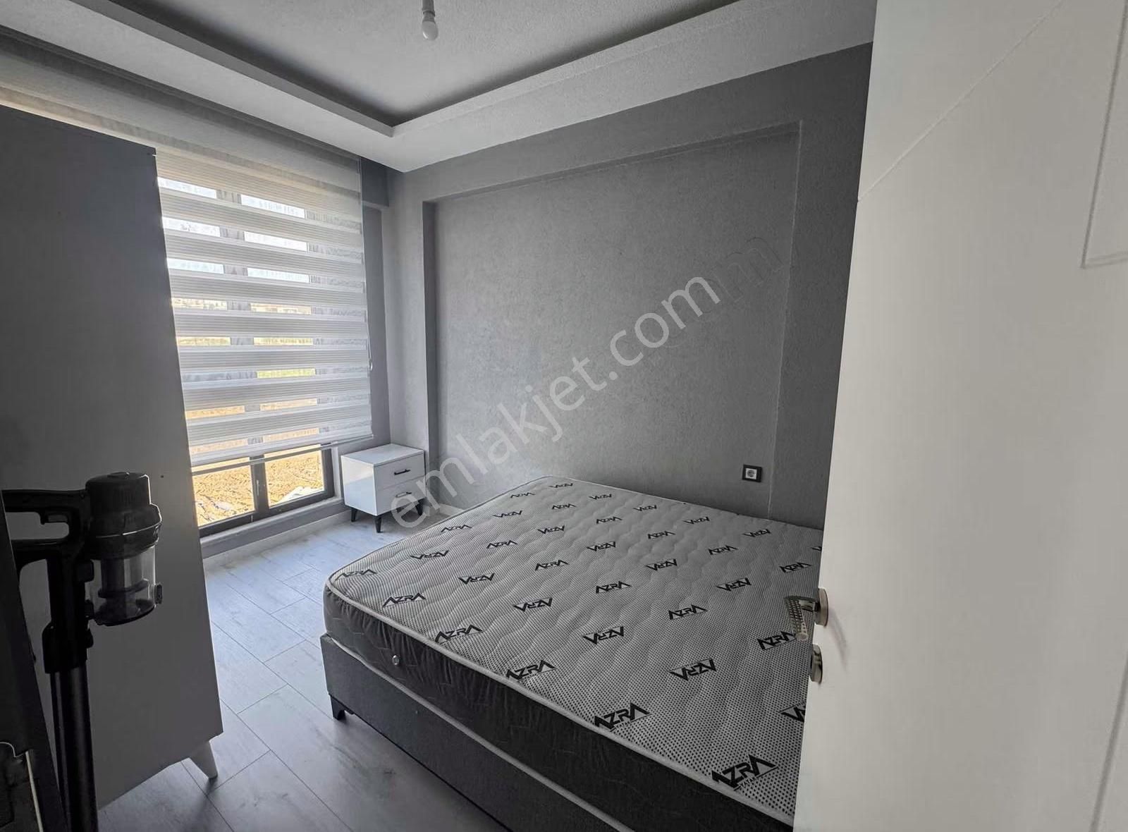 Tema Emlaktan Namıkkemal Mah Kiralık 1+1 Eşyalı Sıfır Daire - Görsel 29