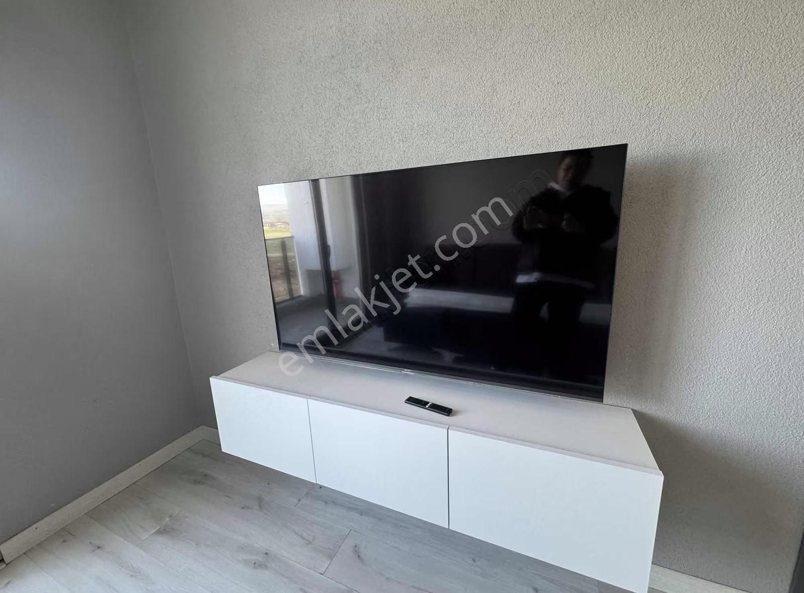 Tema Emlaktan Namıkkemal Mah Kiralık 1+1 Eşyalı Sıfır Daire - Görsel 4