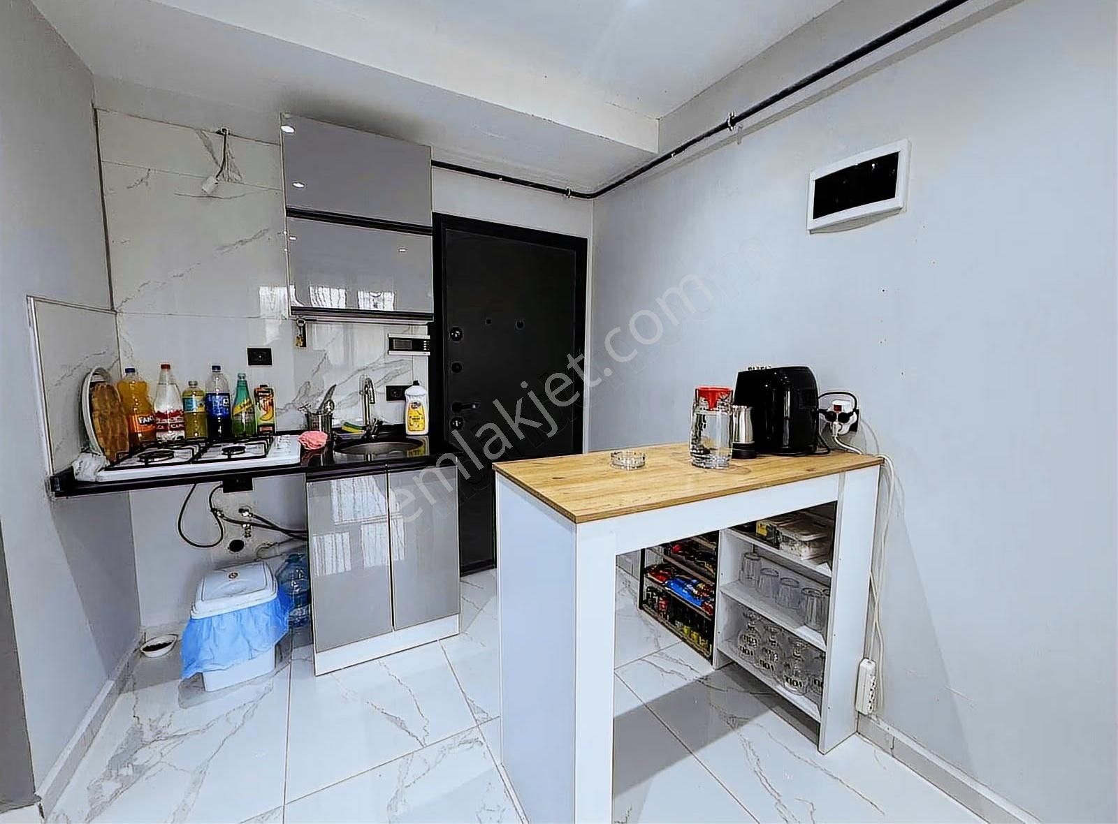 Tema Emlaktan Barbaros Mah Denize Sıfır Eşyalı Satılık 1+1 Daire - Görsel 15