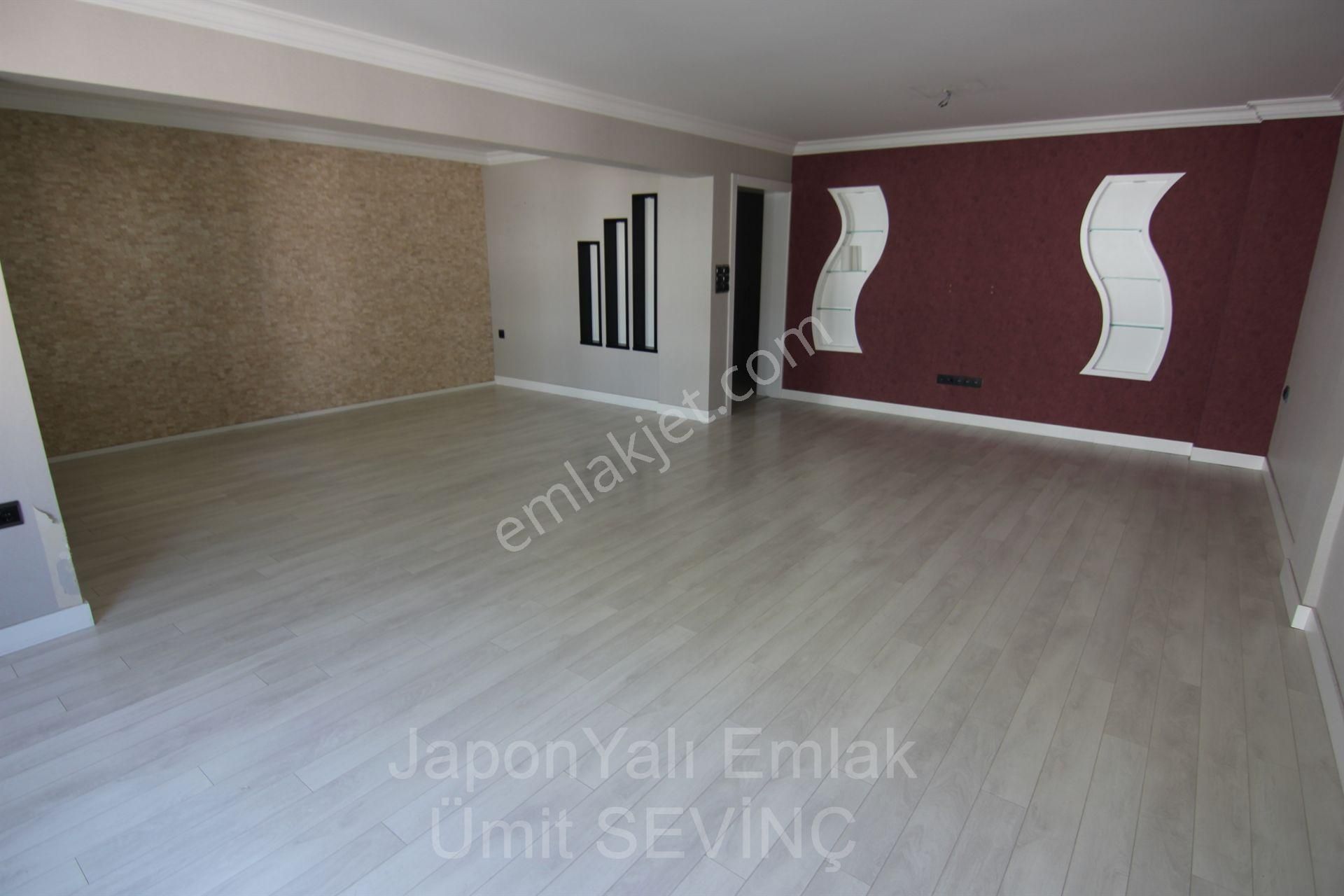 Otoparklı Güzelyalı Yarma Yakını 3+1 Tadilatlı Ara Kat Kiralık Daire - Görsel 5