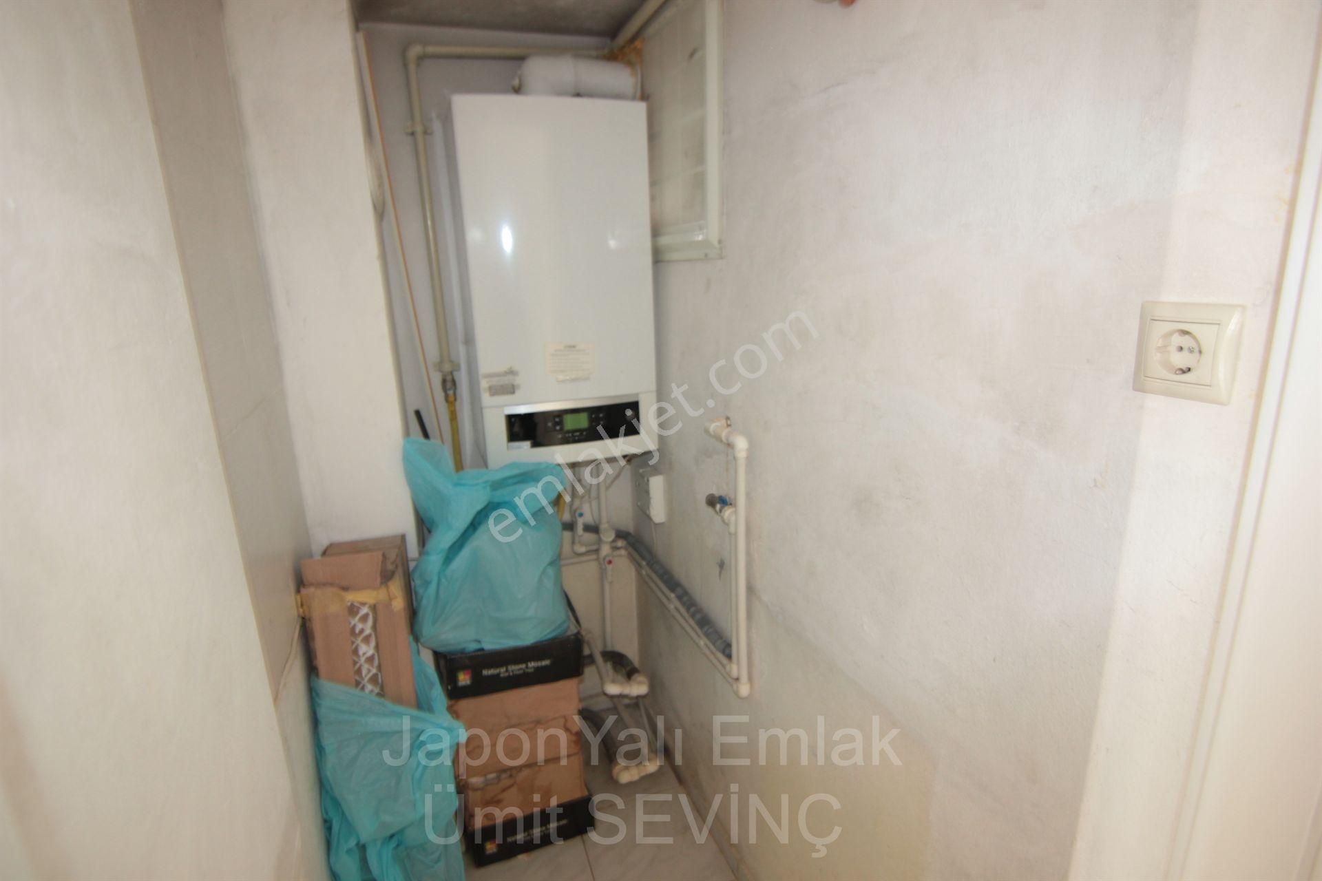 Otoparklı Güzelyalı Yarma Yakını 3+1 Tadilatlı Ara Kat Kiralık Daire - Görsel 12