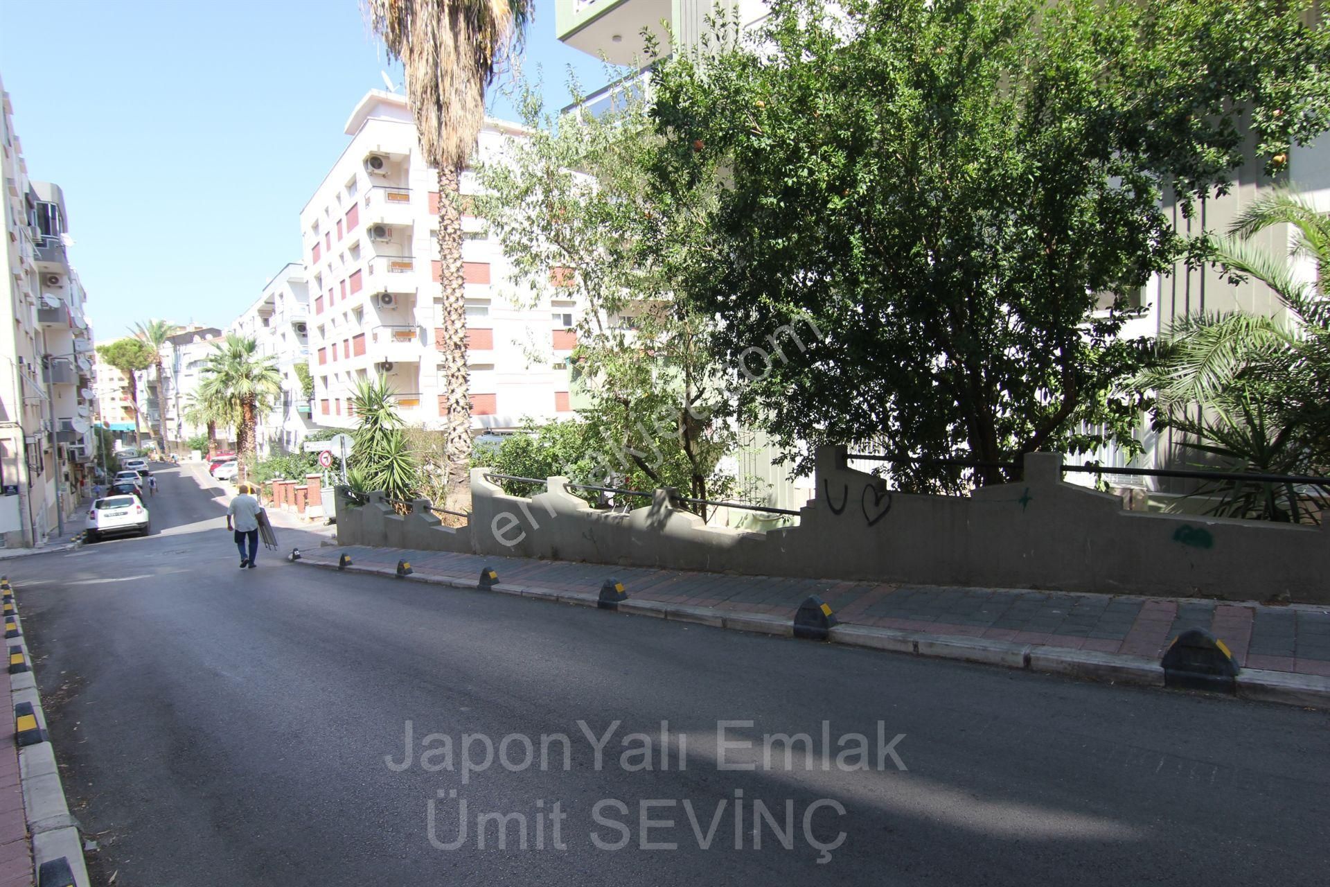 Otoparklı Güzelyalı Yarma Yakını 3+1 Tadilatlı Ara Kat Kiralık Daire