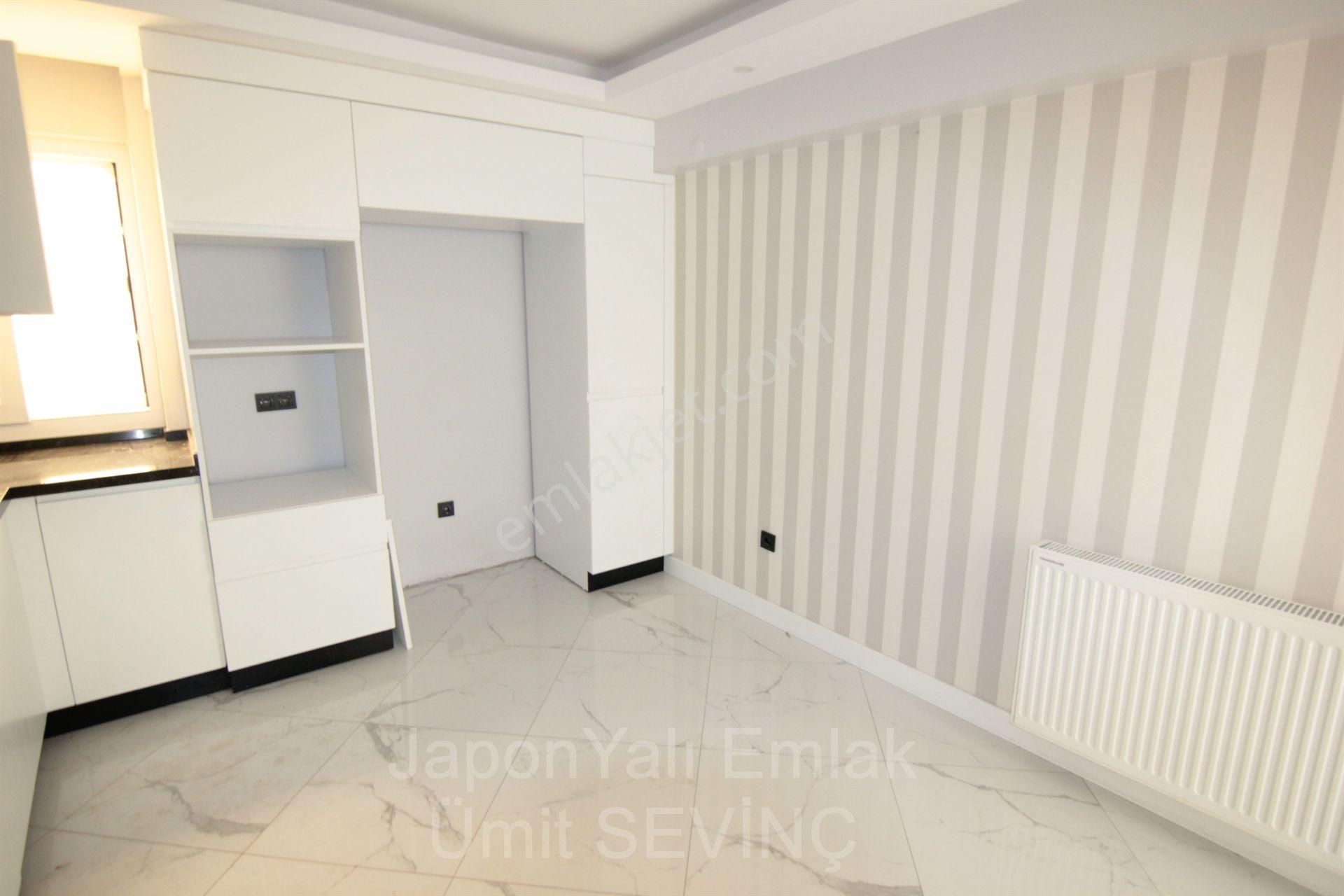 Otoparklı Güzelyalı Yarma Yakını 3+1 Tadilatlı Ara Kat Kiralık Daire - Görsel 8
