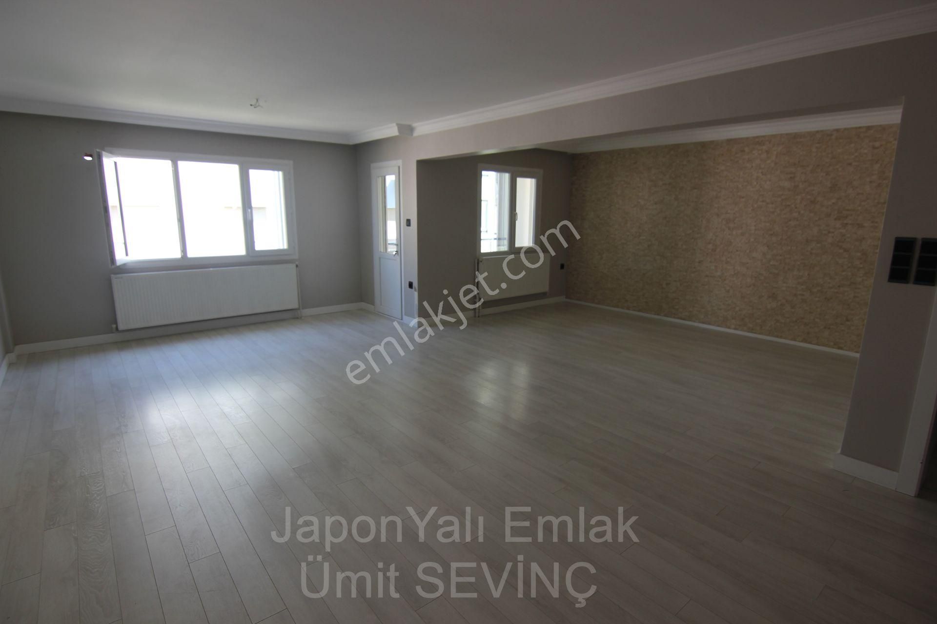 Otoparklı Güzelyalı Yarma Yakını 3+1 Tadilatlı Ara Kat Kiralık Daire - Görsel 4