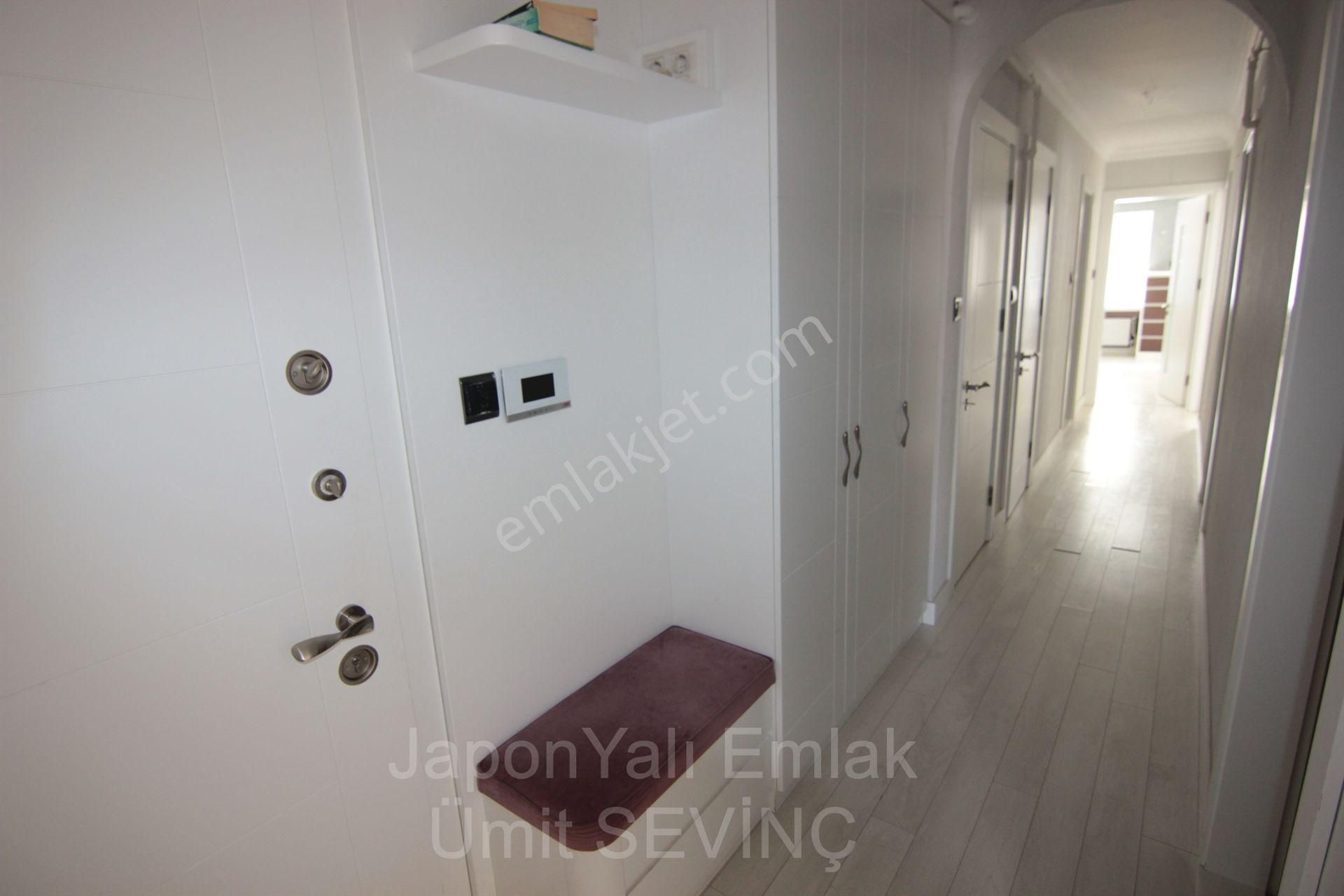 Otoparklı Güzelyalı Yarma Yakını 3+1 Tadilatlı Ara Kat Kiralık Daire - Görsel 11
