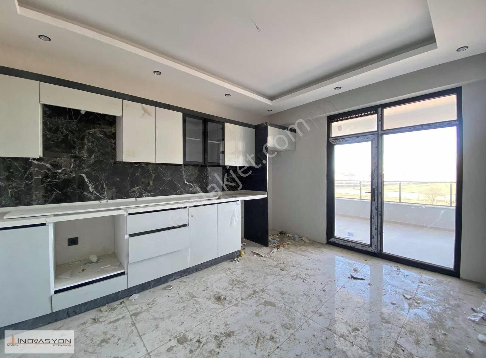 Selimsultan Mh Tuna Düğün Salonu Yakını Satılık 3+1 Sıfır Daire