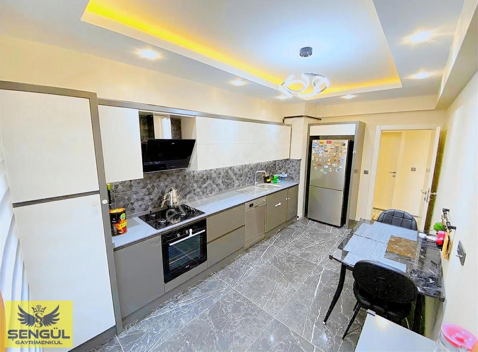 Şengül Gayrimenkul'den Şemikler Garden Life'de Fırsat 3+1 Daire - Görsel 23