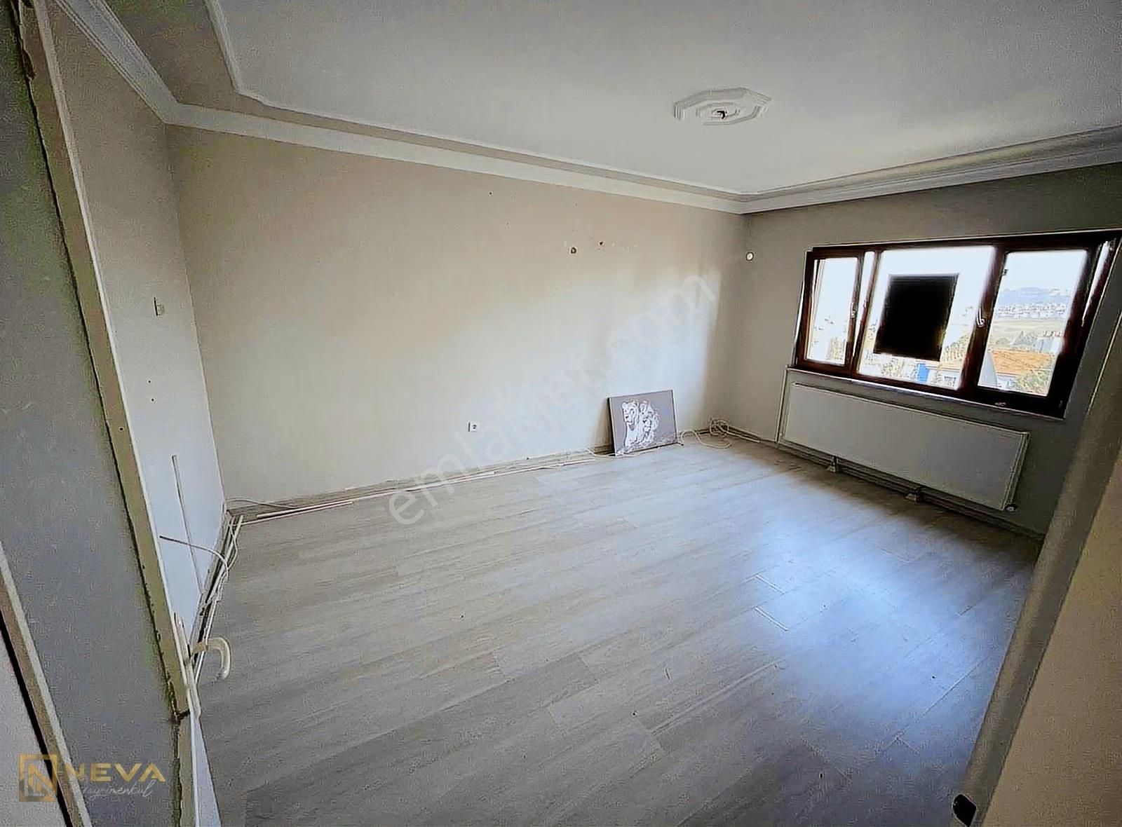 Camili'de Kiralık 2+1 Daire - Görsel 13