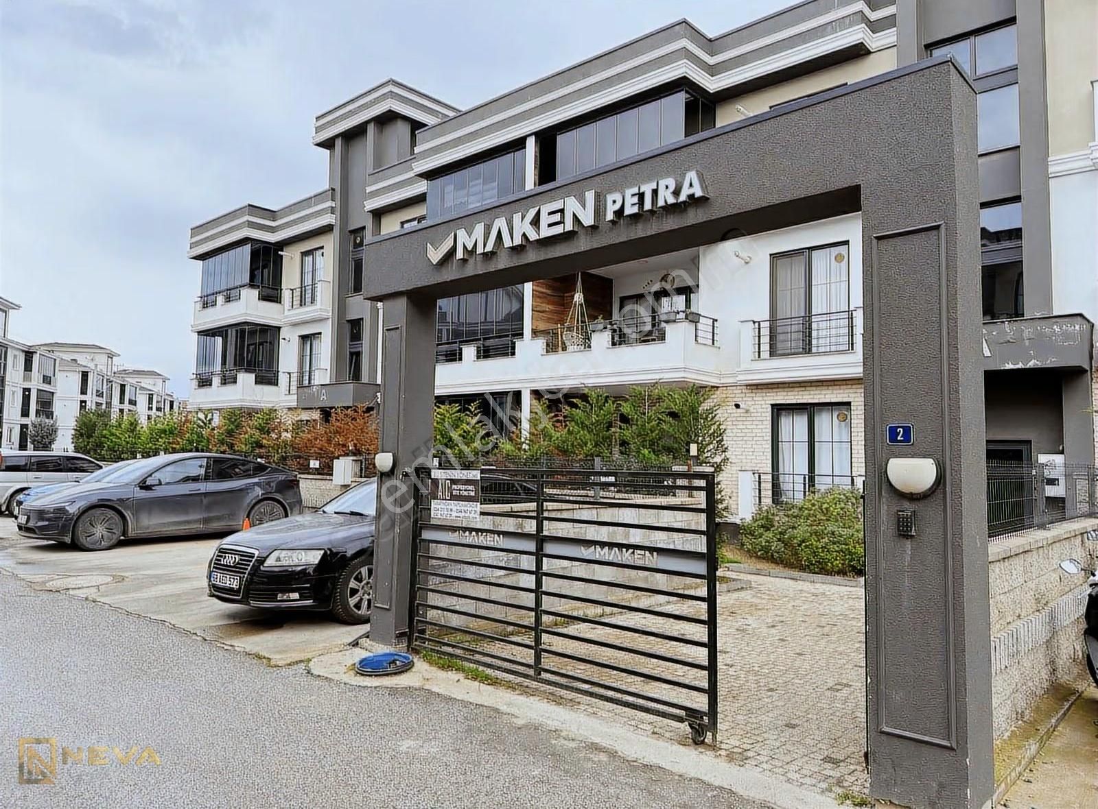 Serdivan Yazlık Mahallesinde Kiralık 3+1 130 M2 Bahçeli Daire. - Görsel 4