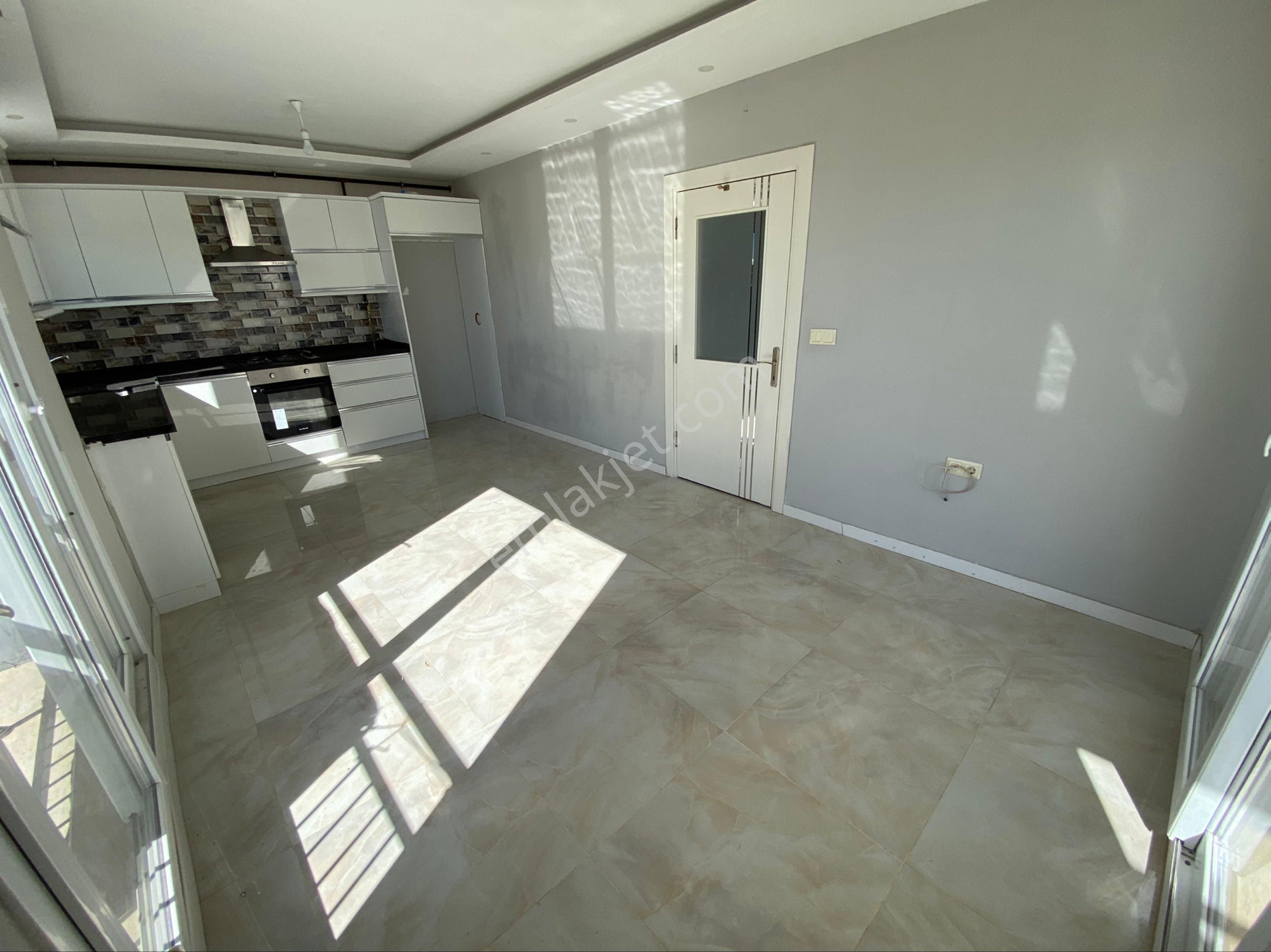 Atc'den Çarkıpare'de Stadyum Karşısı Sınırsız Kredili İskanlı-kombili 3+1 Satılık Daire - Görsel 12