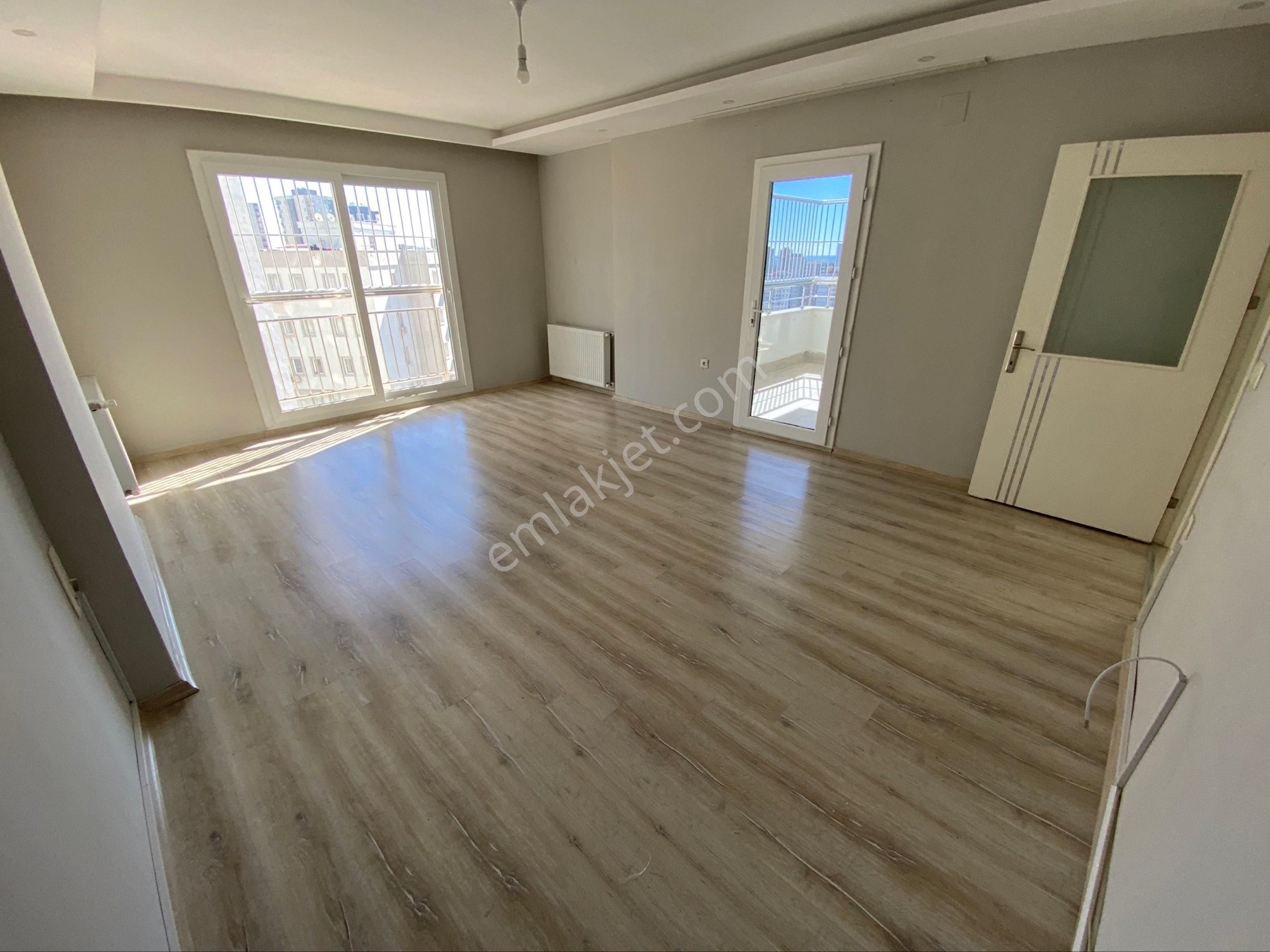 Atc'den Çarkıpare'de Stadyum Karşısı Sınırsız Kredili İskanlı-kombili 3+1 Satılık Daire - Görsel 4