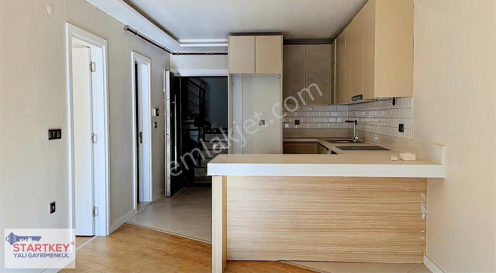 Bostanlı Şehitler Bulvarı'nda Ara Kat Kiralık 1+1 Daire - Görsel 14