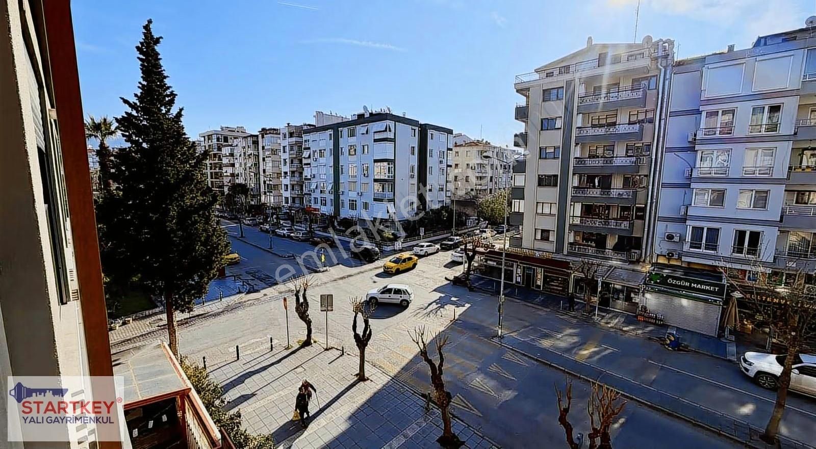 Bostanlı Şehitler Bulvarı'nda Ara Kat Kiralık 1+1 Daire - Görsel 11