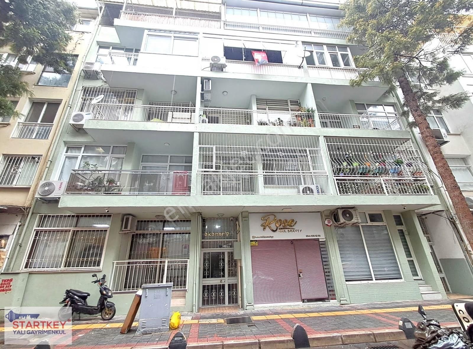 Alsancak Talatpaşa Bulv Paraleli Satılık 3+1 Zemin Kat Daire