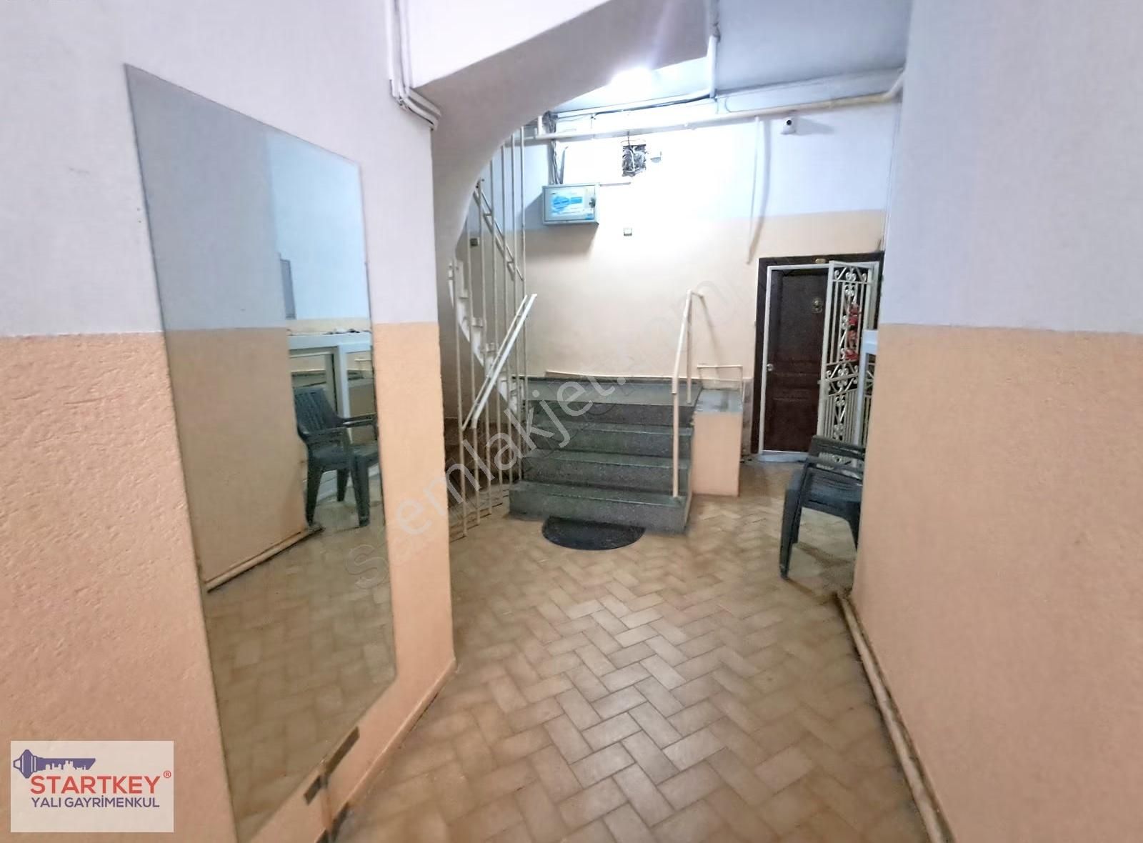 Alsancak Talatpaşa Bulv Paraleli Satılık 3+1 Zemin Kat Daire - Görsel 25