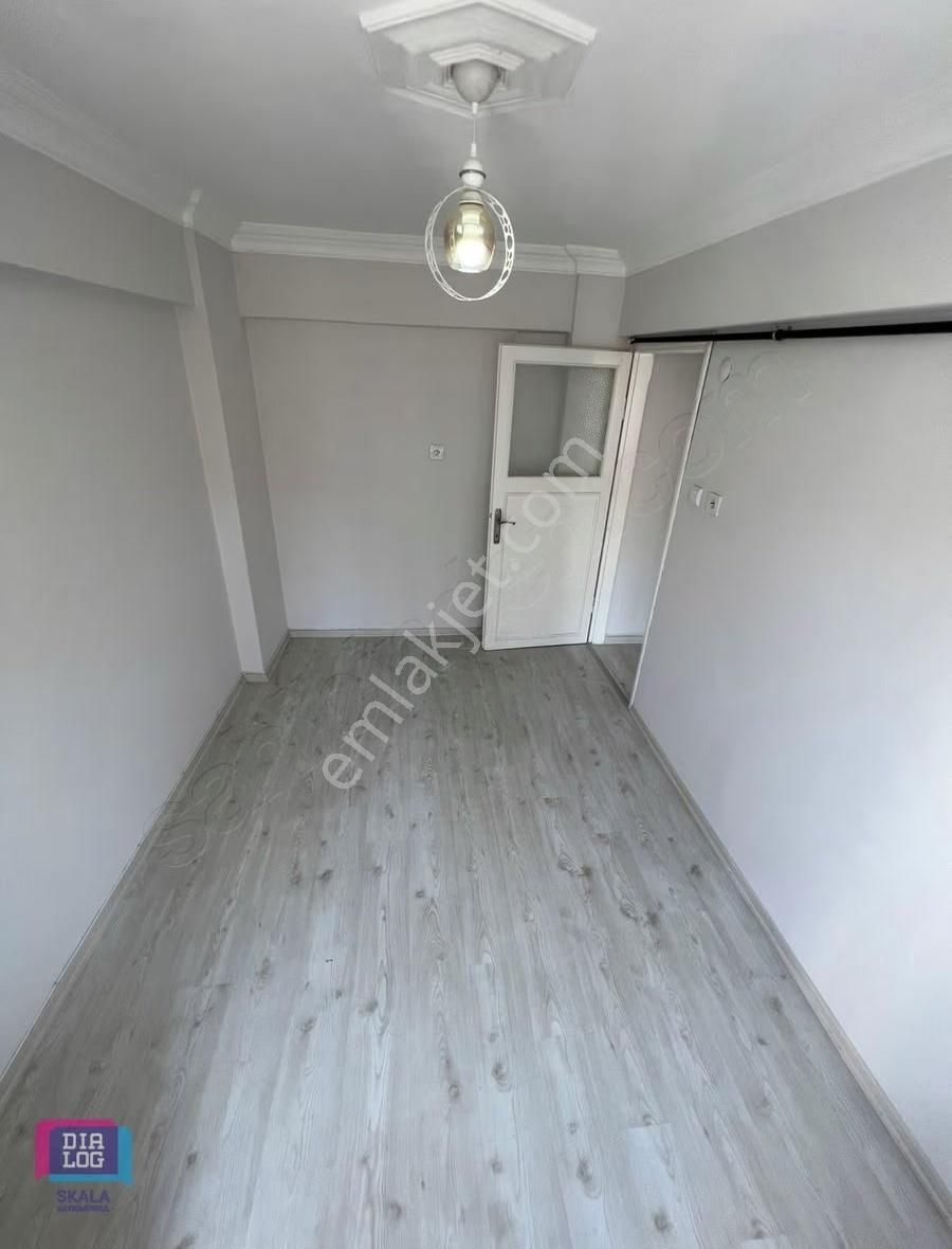 Dialog Skala Gazcılar'da Satılık Eşyalı, Yenilenmiş 2+1 Daire - Görsel 2