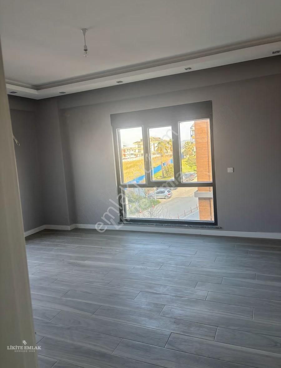 Likite Emlak'tan Bayraktepede Acil Satılık Manzaralı Dublx Daire - Görsel 3